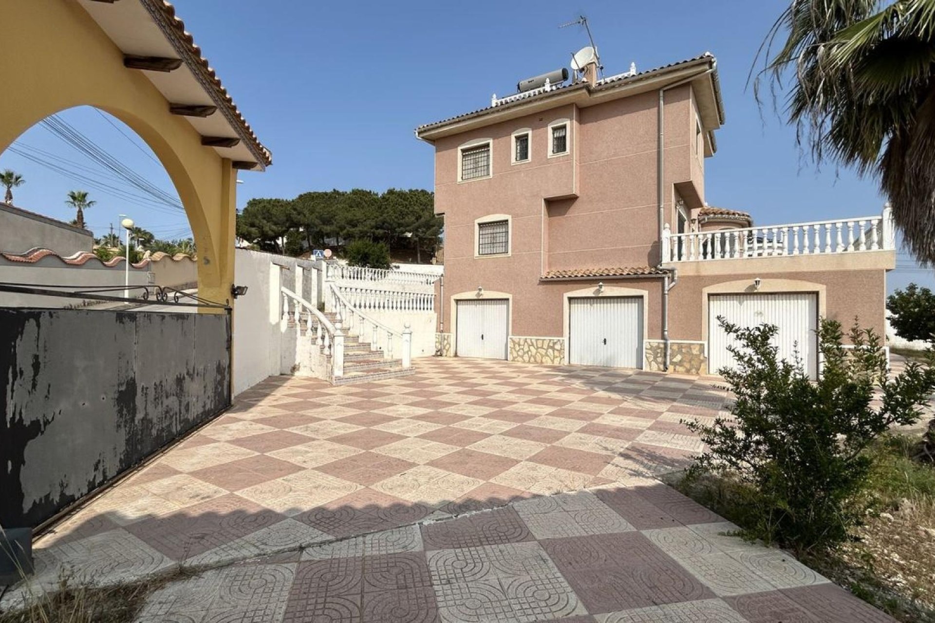 Segunda mano - Villa -
Ciudad Quesada - Costa Blanca