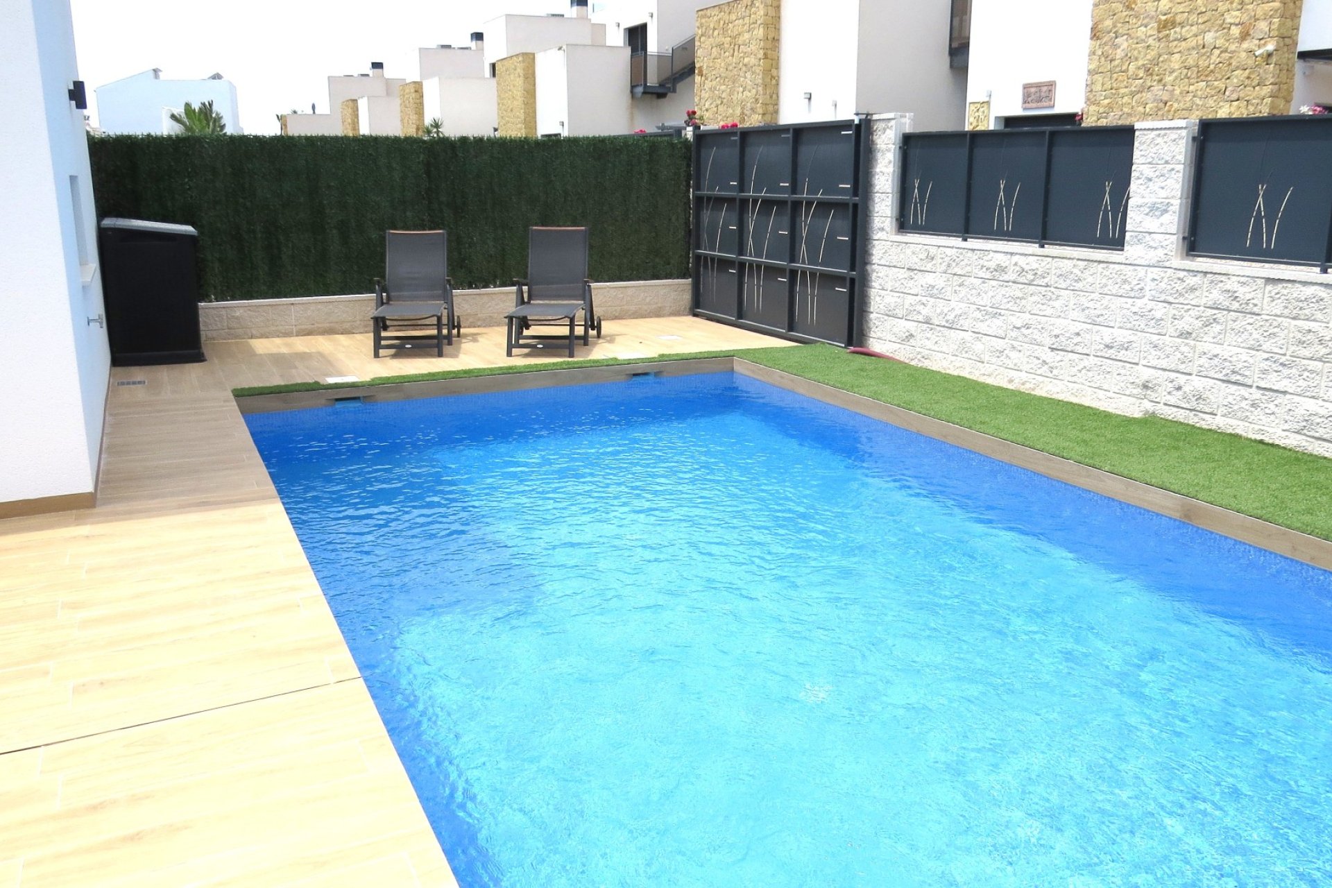 Segunda mano - Villa -
Ciudad Quesada - Costa Blanca