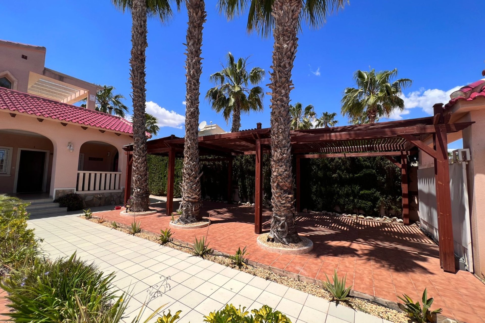 Segunda mano - Villa -
Ciudad Quesada - Costa Blanca