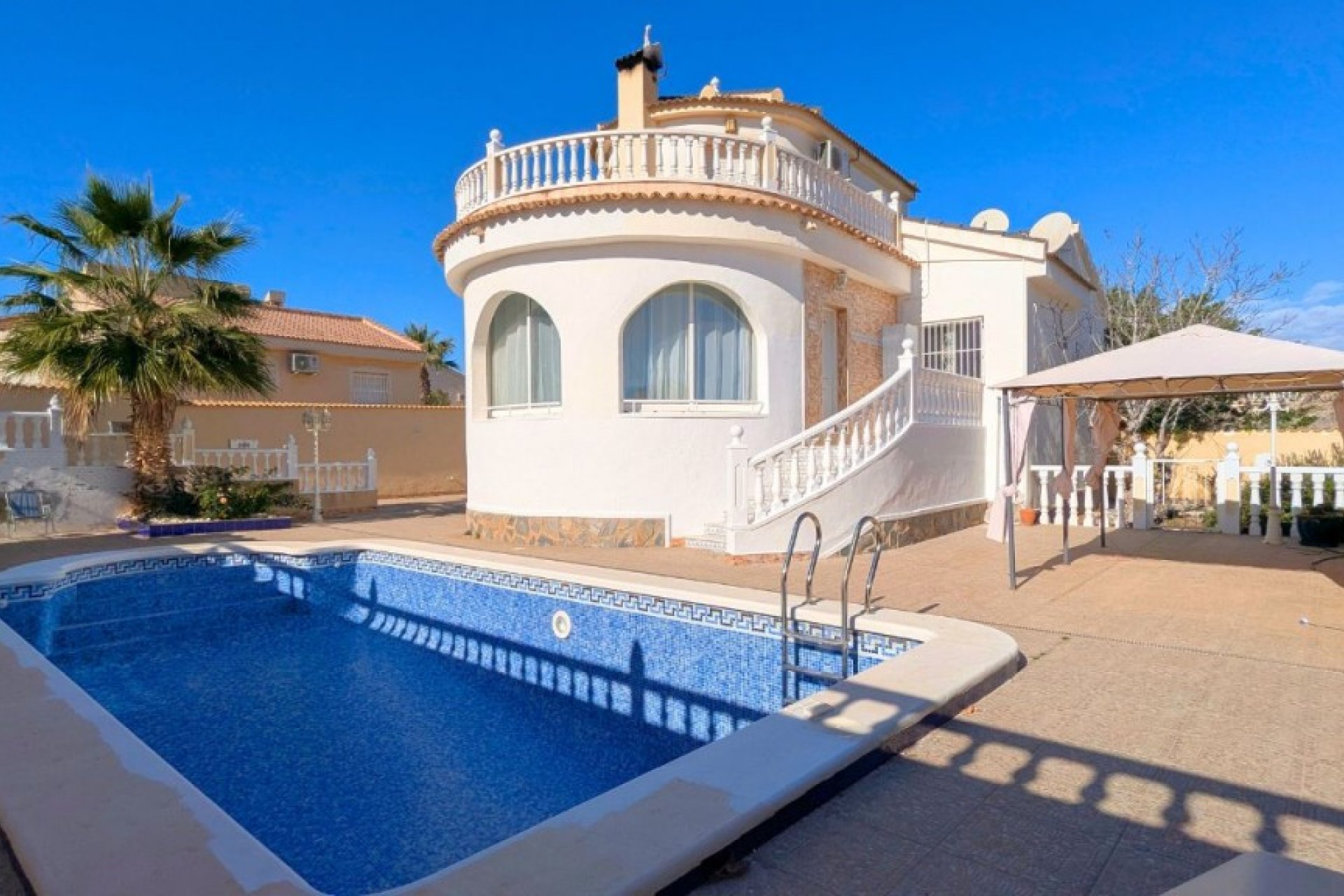 Segunda mano - Villa -
Ciudad Quesada - Costa Blanca