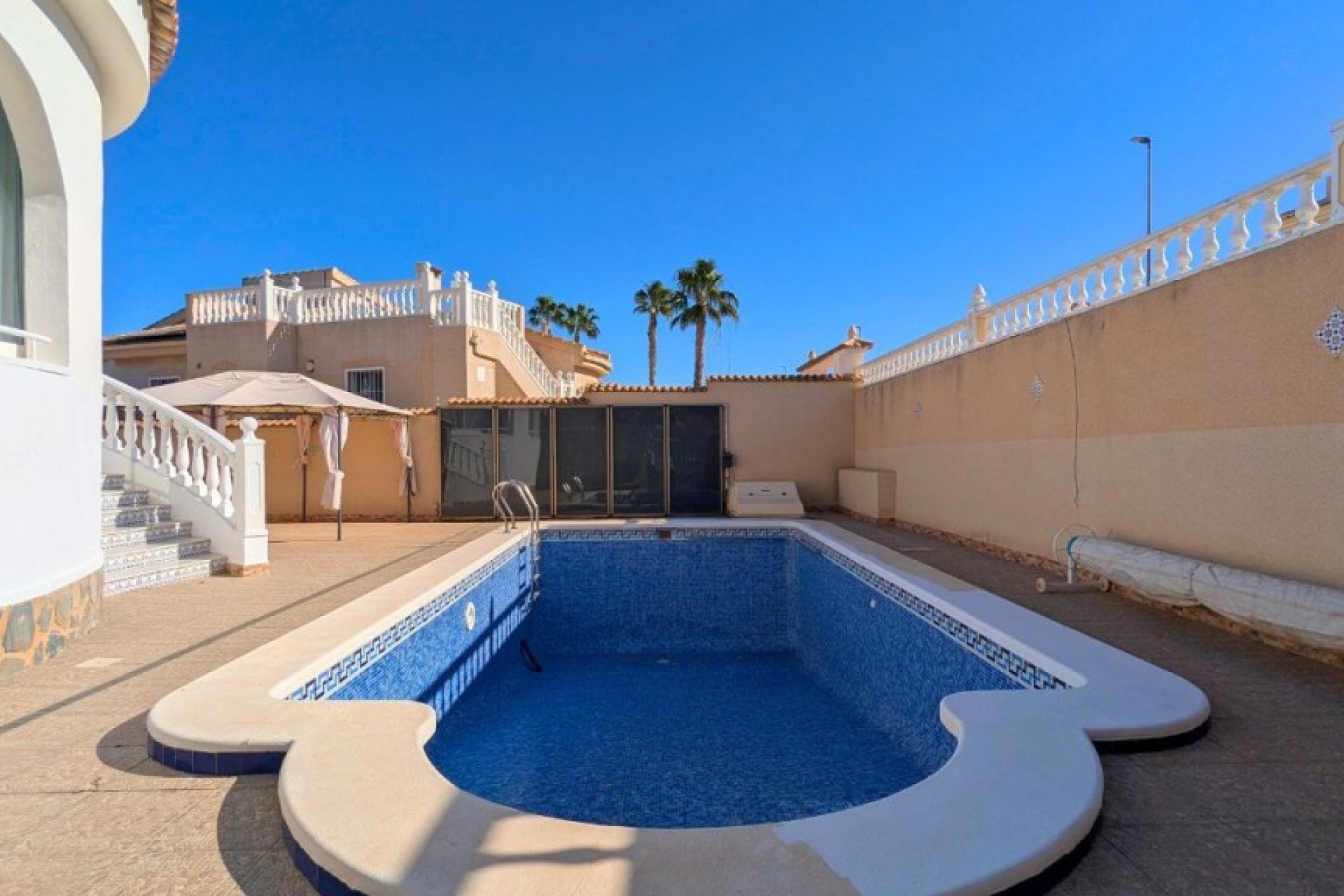 Segunda mano - Villa -
Ciudad Quesada - Costa Blanca