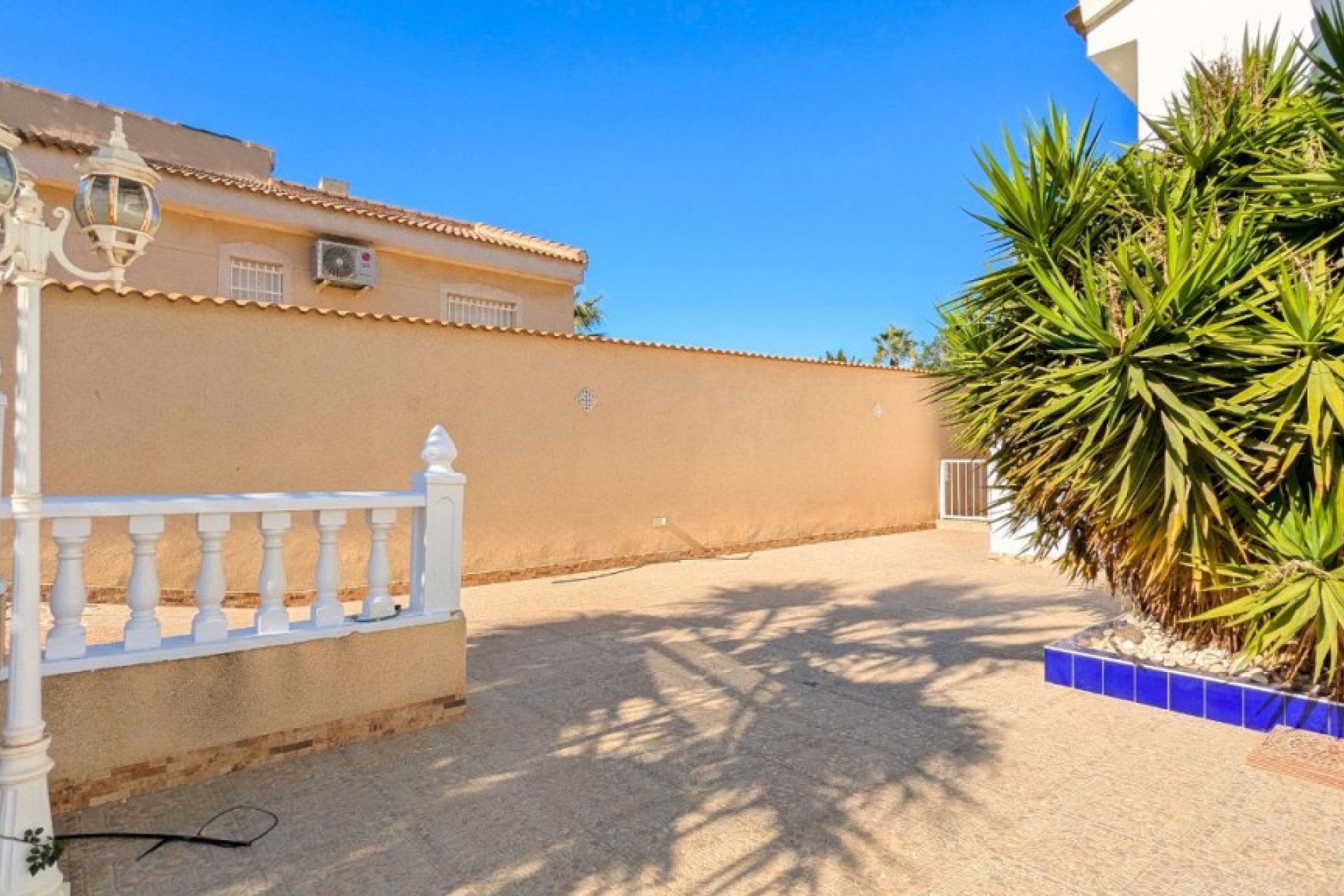 Segunda mano - Villa -
Ciudad Quesada - Costa Blanca