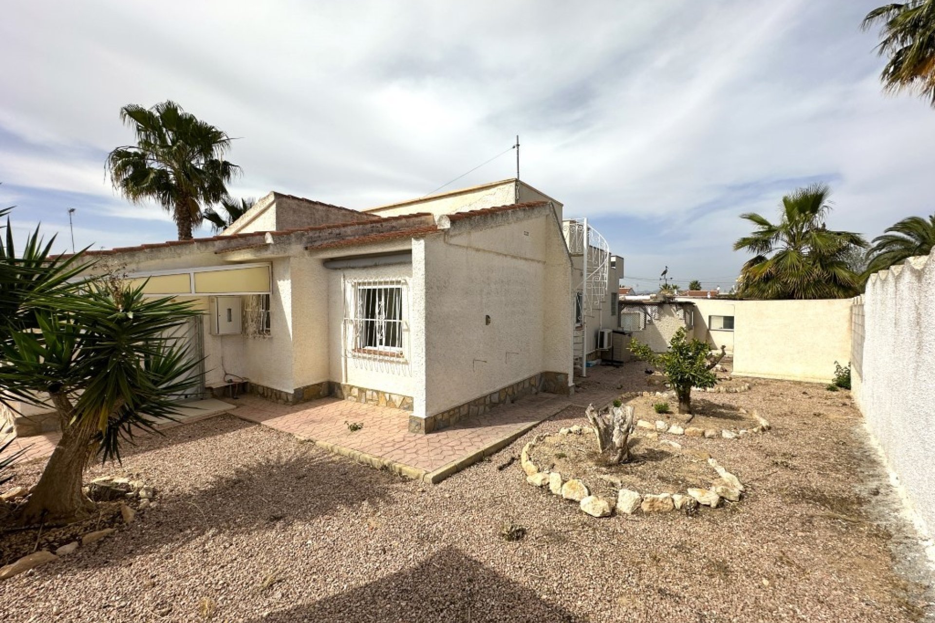 Segunda mano - Villa -
Ciudad Quesada - Costa Blanca