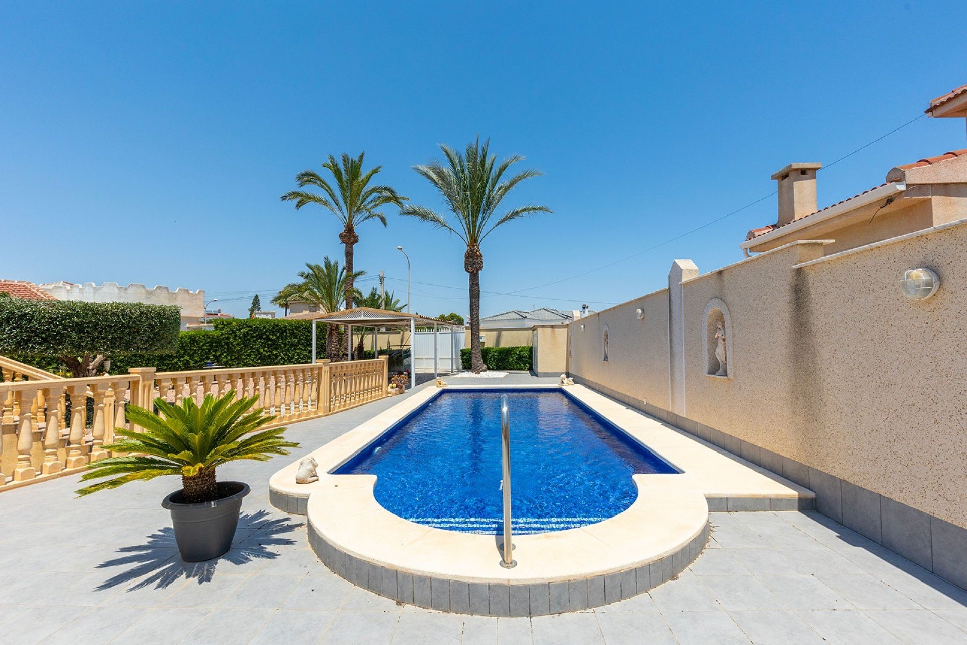 Segunda mano - Villa -
Ciudad Quesada - Costa Blanca