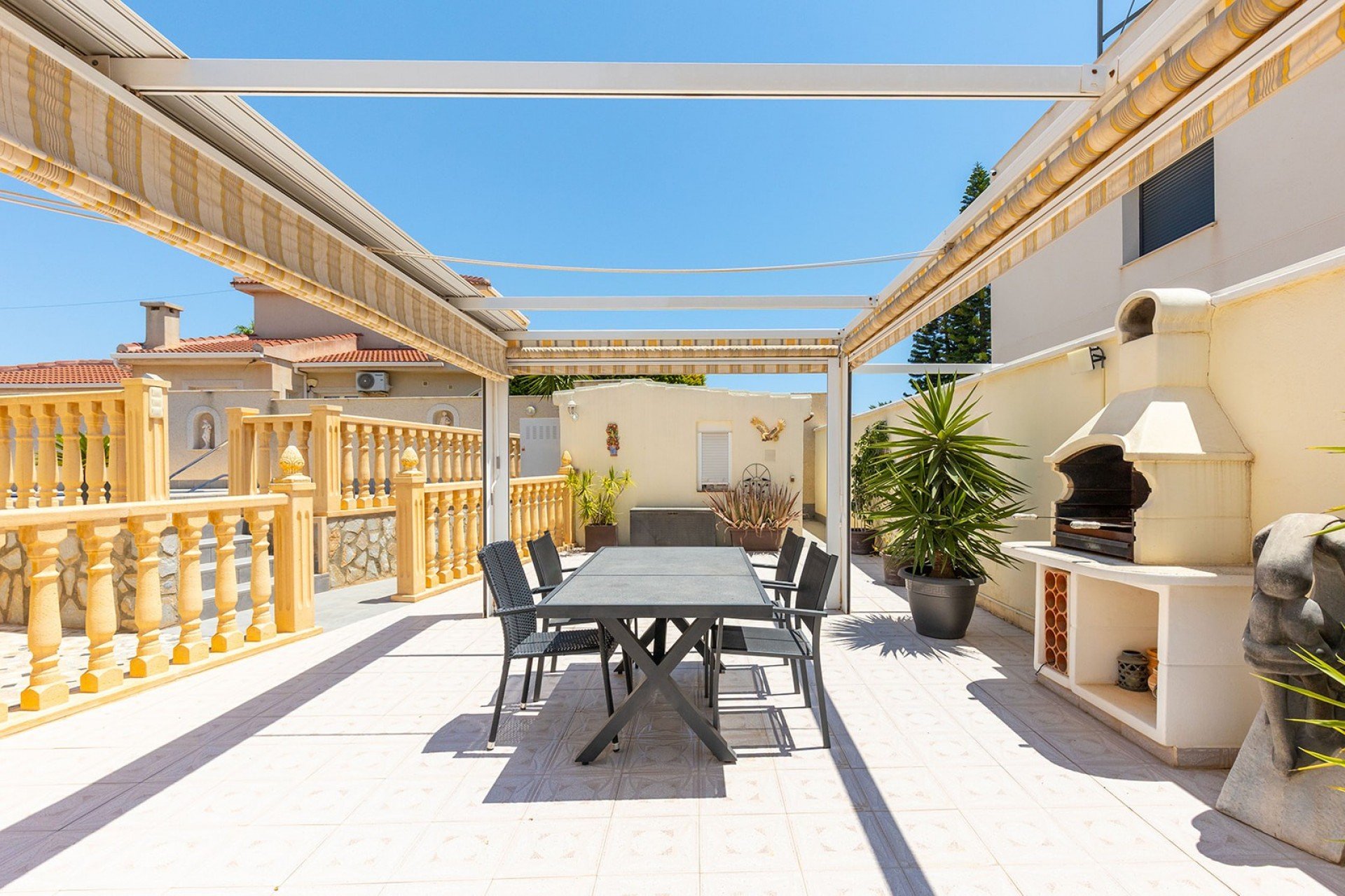 Segunda mano - Villa -
Ciudad Quesada - Costa Blanca
