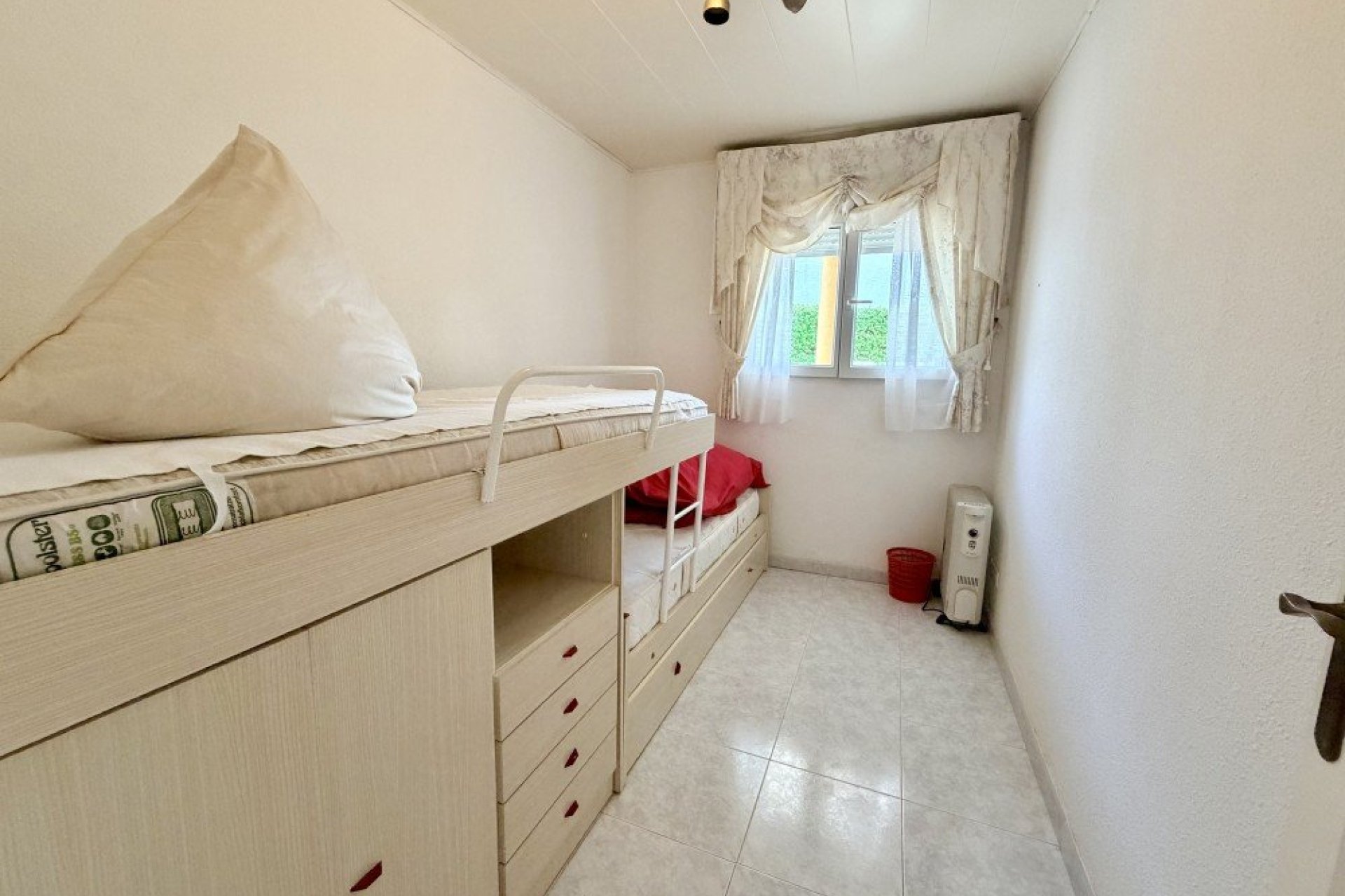 Segunda mano - Villa -
Ciudad Quesada - Costa Blanca
