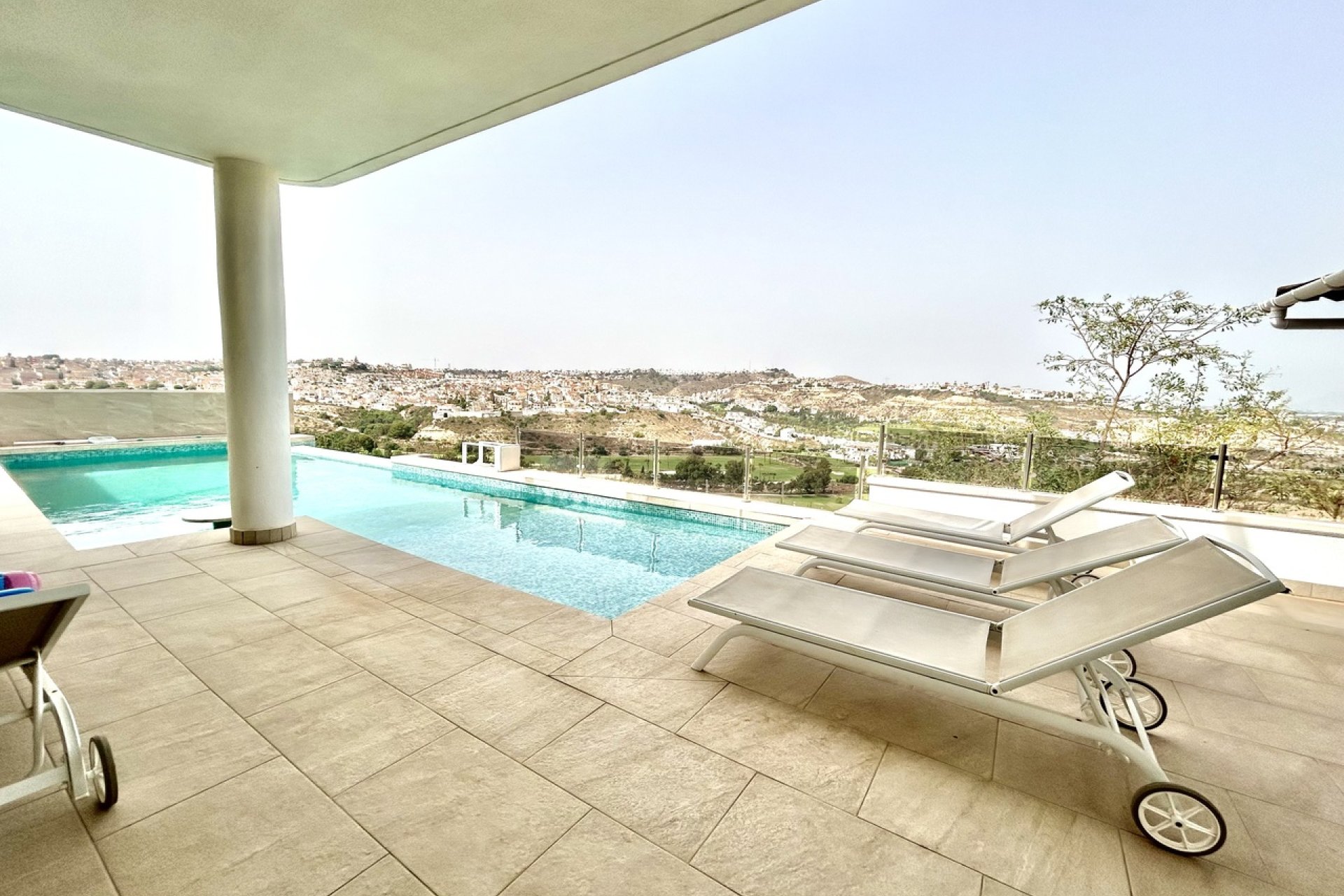 Segunda mano - Villa -
Ciudad Quesada - Costa Blanca