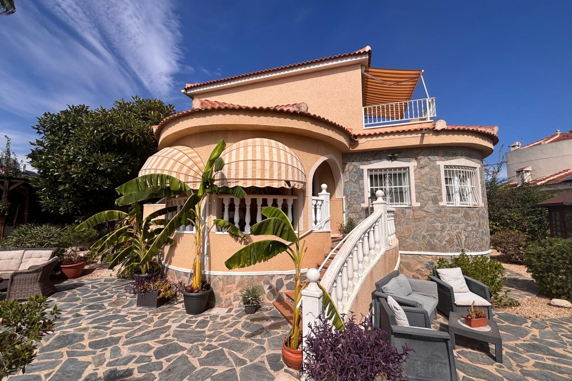 Segunda mano - Villa -
Ciudad Quesada - Costa Blanca