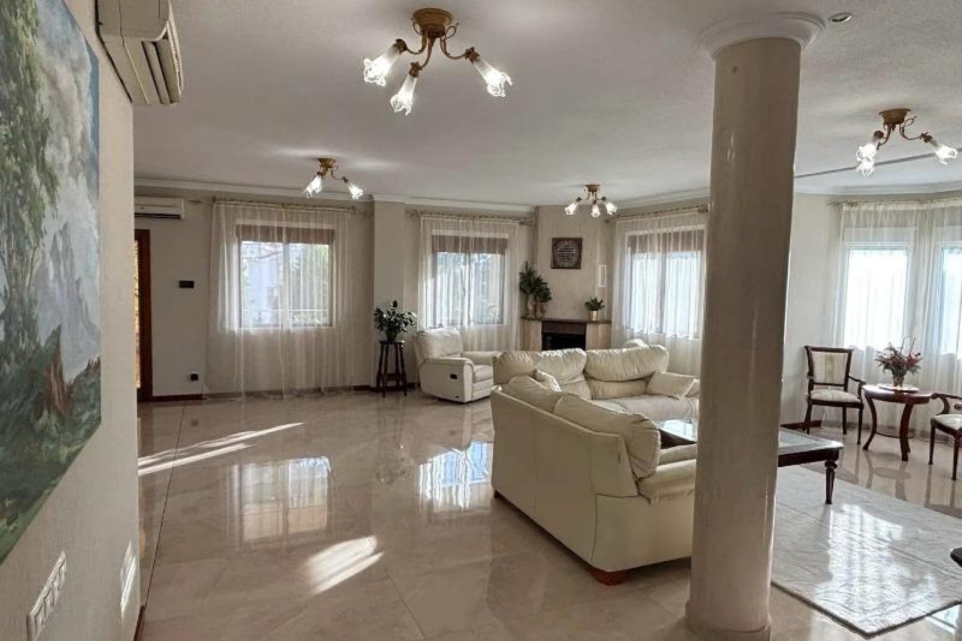 Segunda mano - Villa -
Ciudad Quesada