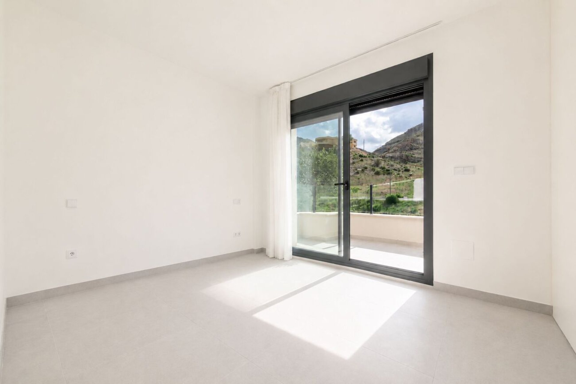 Segunda mano - Villa -
Cox - Costa Blanca