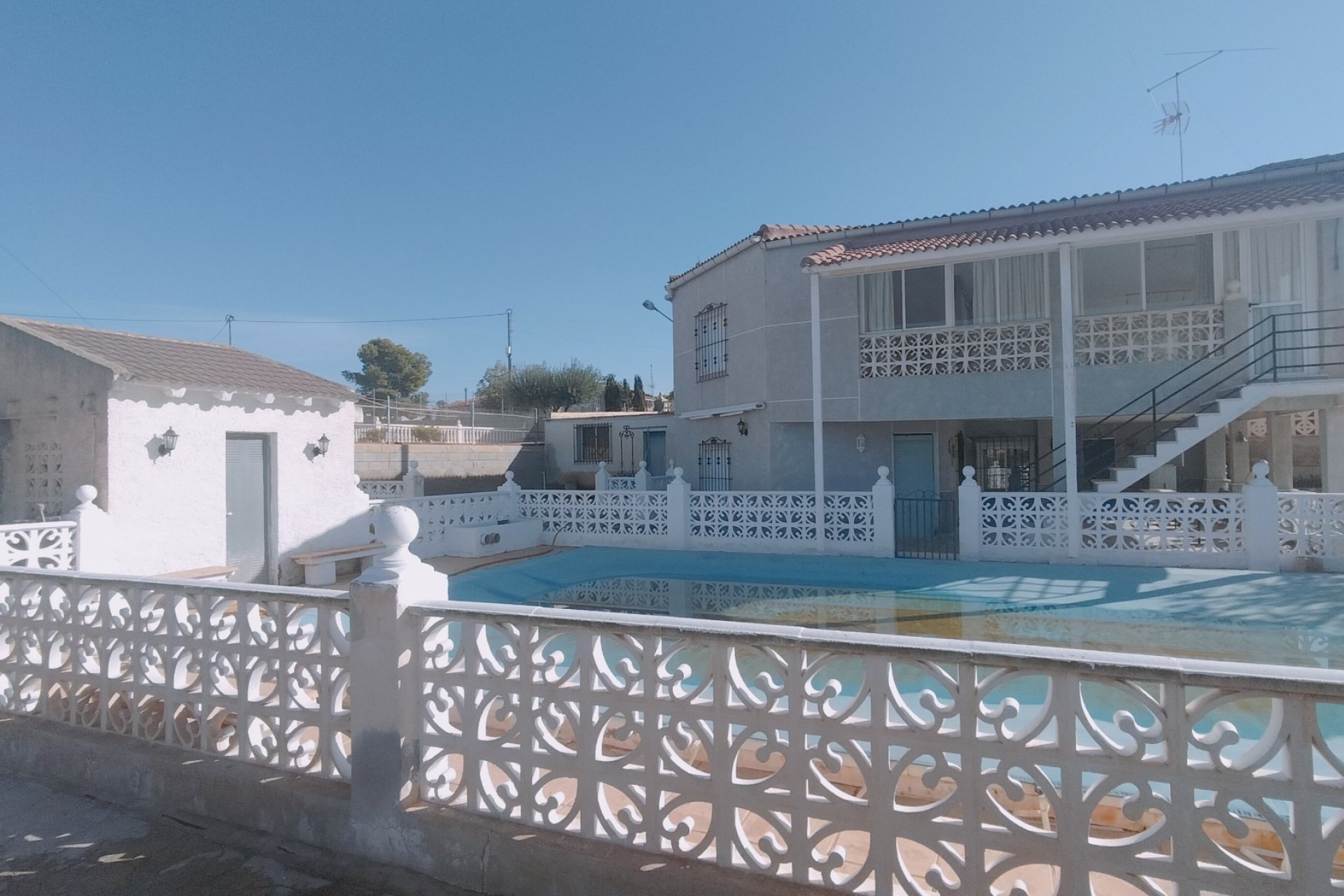 Segunda mano - Villa -
Crevillent - Inland