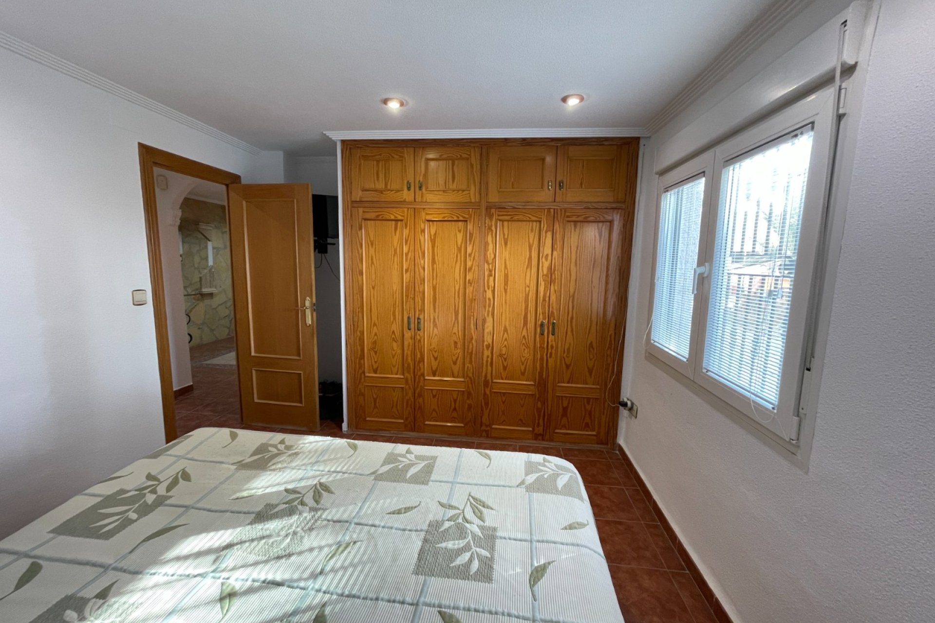 Segunda mano - Villa -
Crevillent - Inland