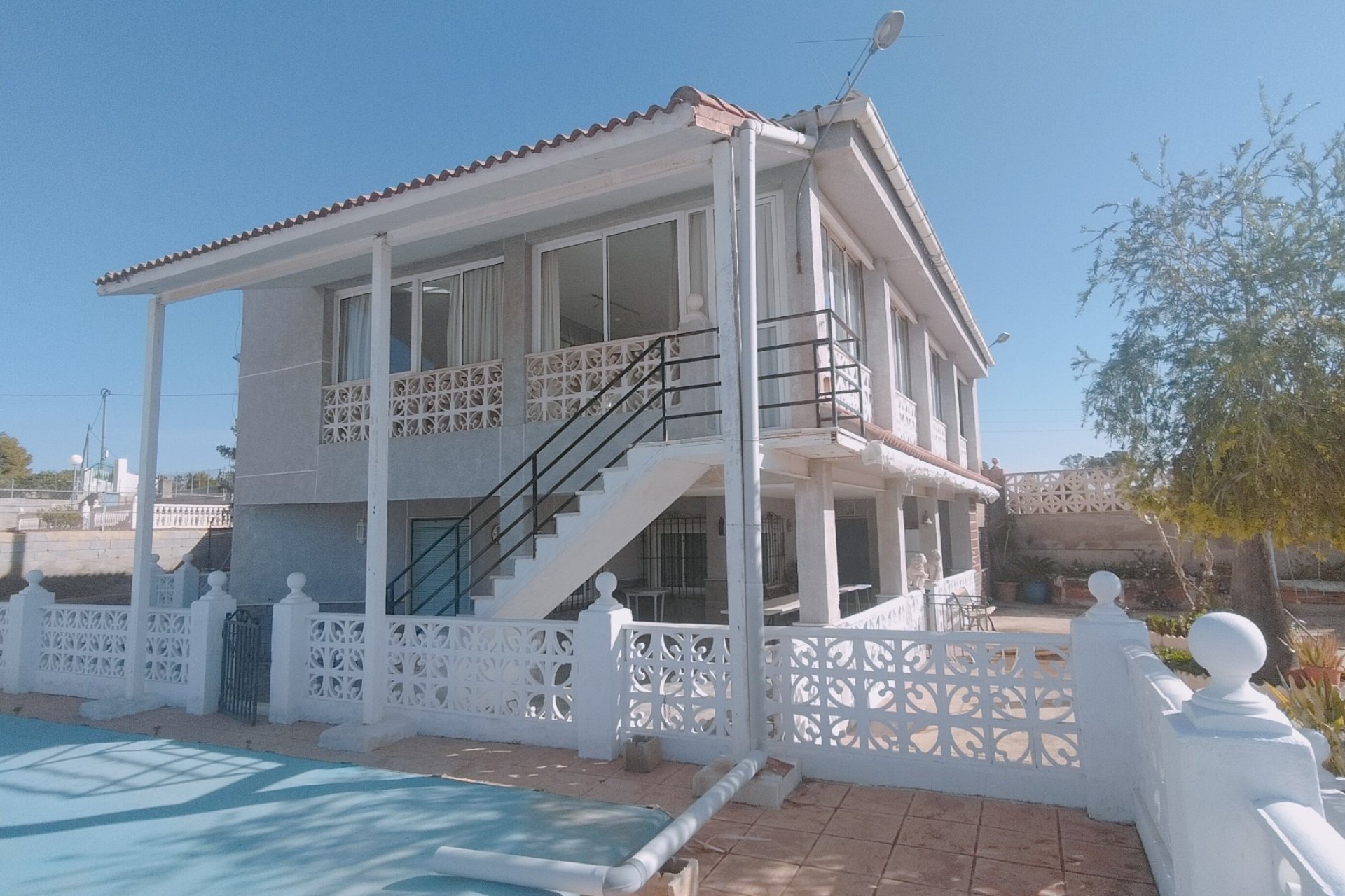 Segunda mano - Villa -
Crevillent - Inland