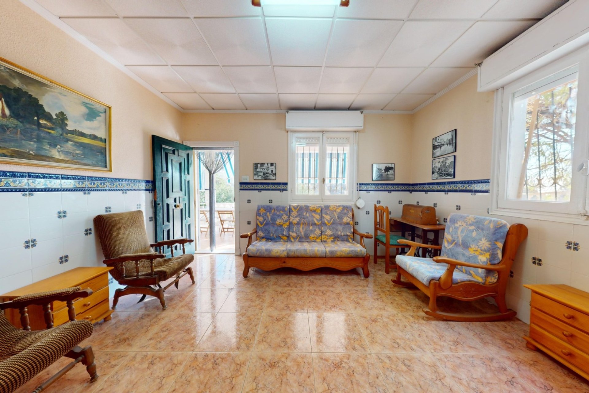 Segunda mano - Villa -
Crevillent - Inland