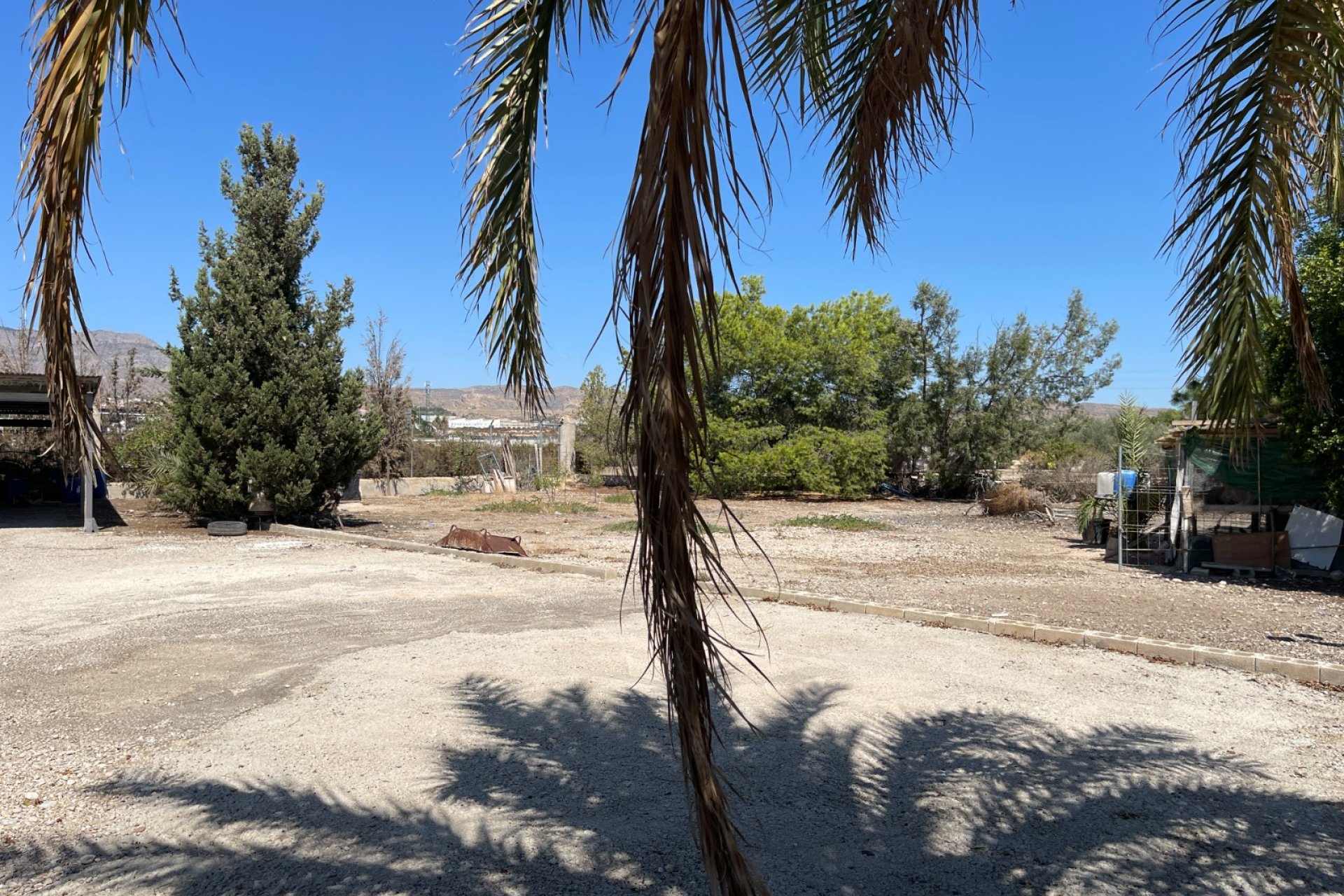 Segunda mano - Villa -
Crevillent - Inland