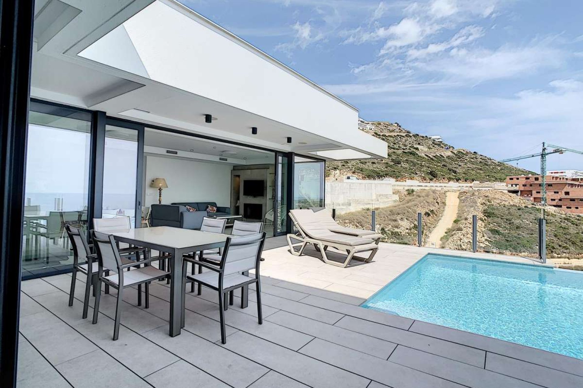 Segunda mano - Villa -
Cumbre del Sol - Costa Blanca