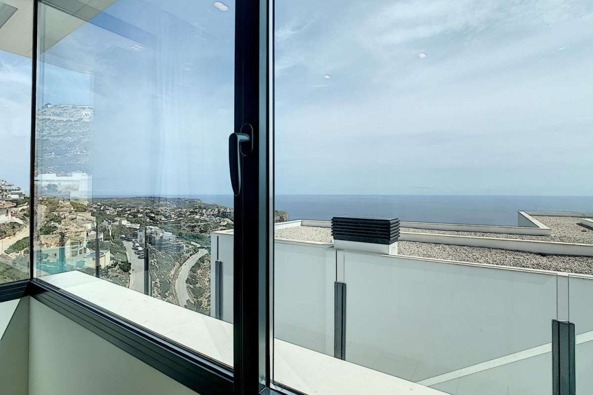 Segunda mano - Villa -
Cumbre del Sol - Costa Blanca