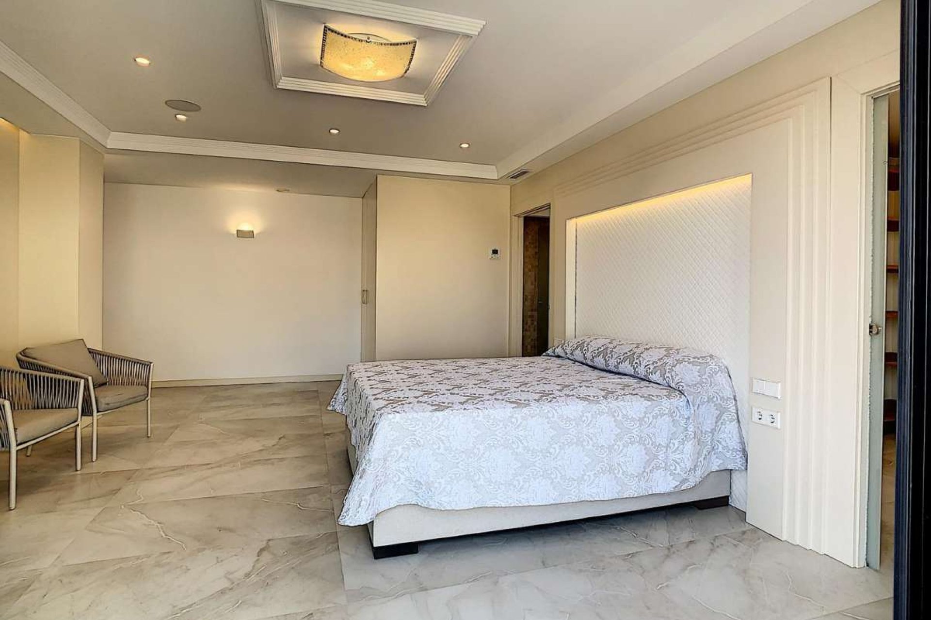 Segunda mano - Villa -
Cumbre del Sol - Costa Blanca
