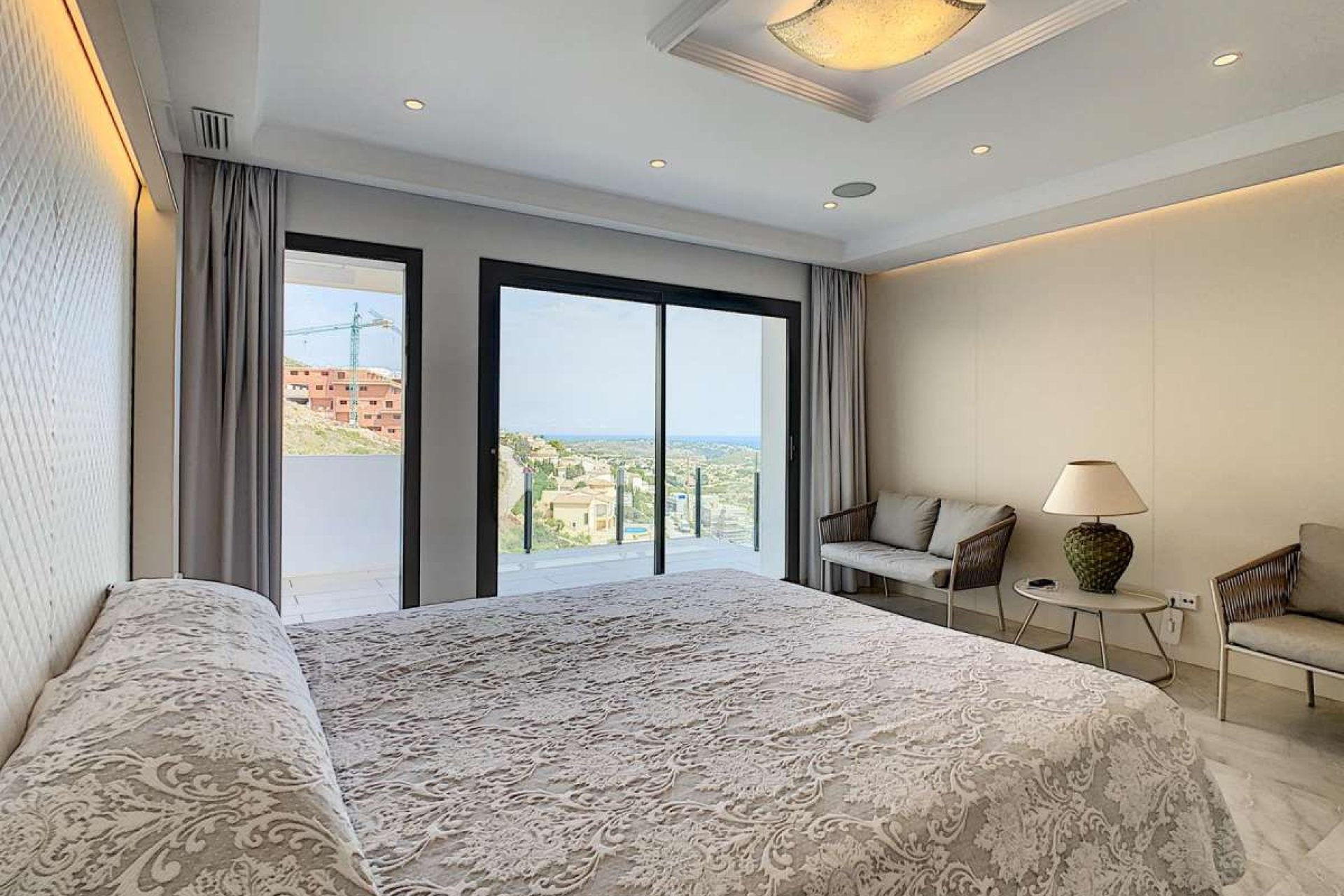 Segunda mano - Villa -
Cumbre del Sol - Costa Blanca