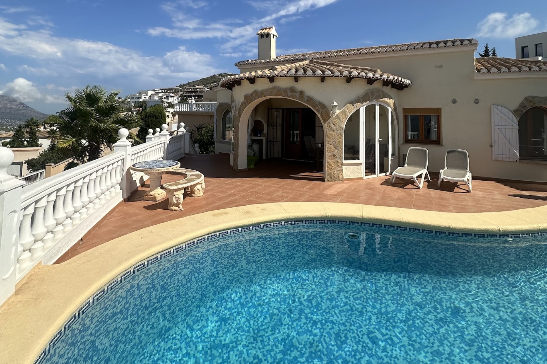Segunda mano - Villa -
Cumbre del Sol - Costa Blanca
