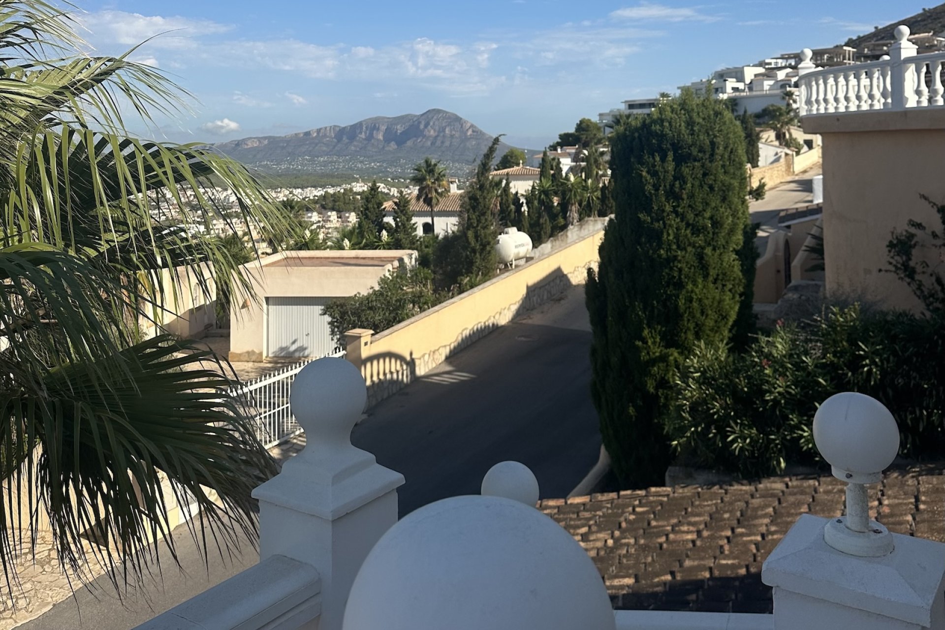 Segunda mano - Villa -
Cumbre del Sol - Costa Blanca