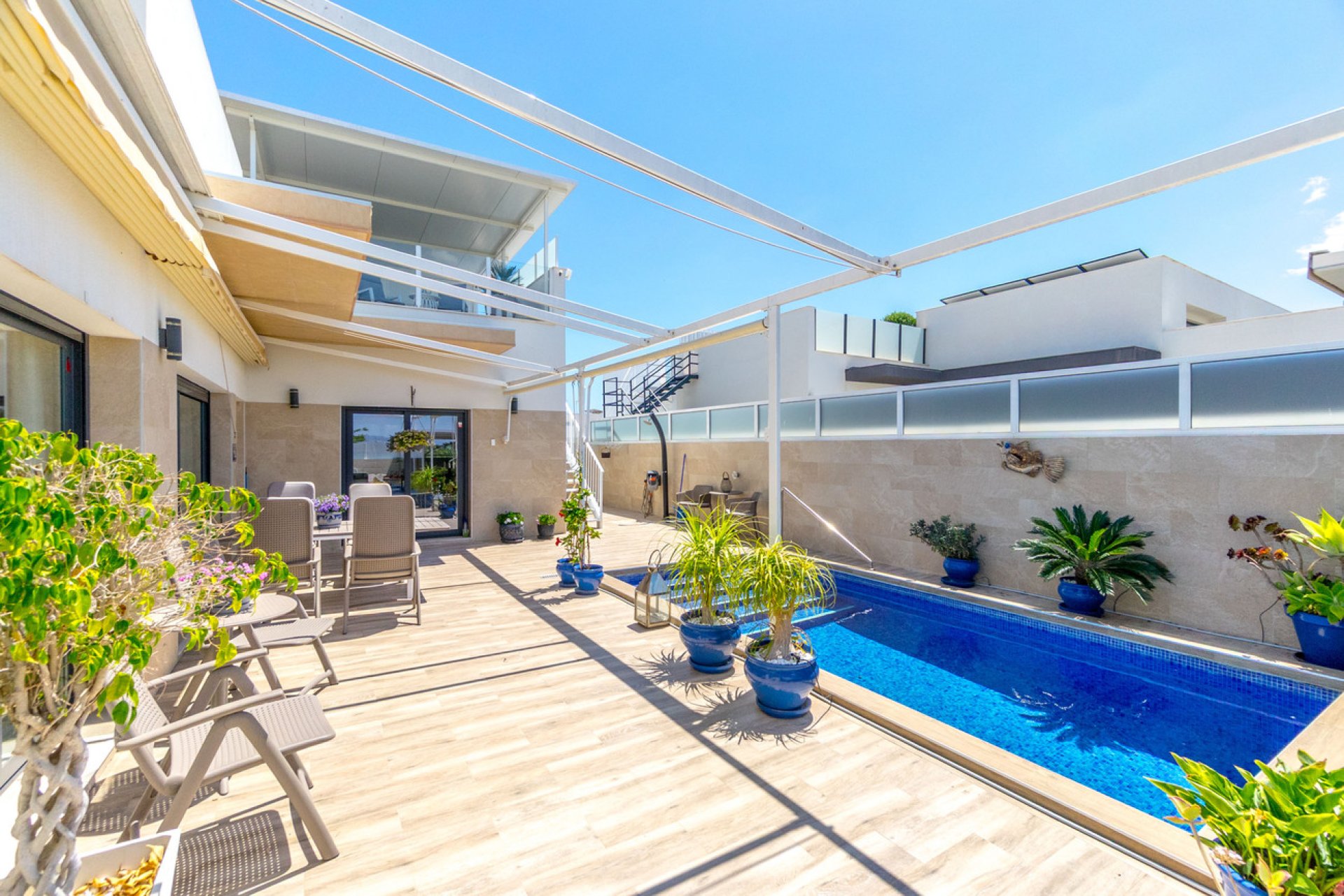 Segunda mano - Villa -
Daya Nueva - Costa Blanca