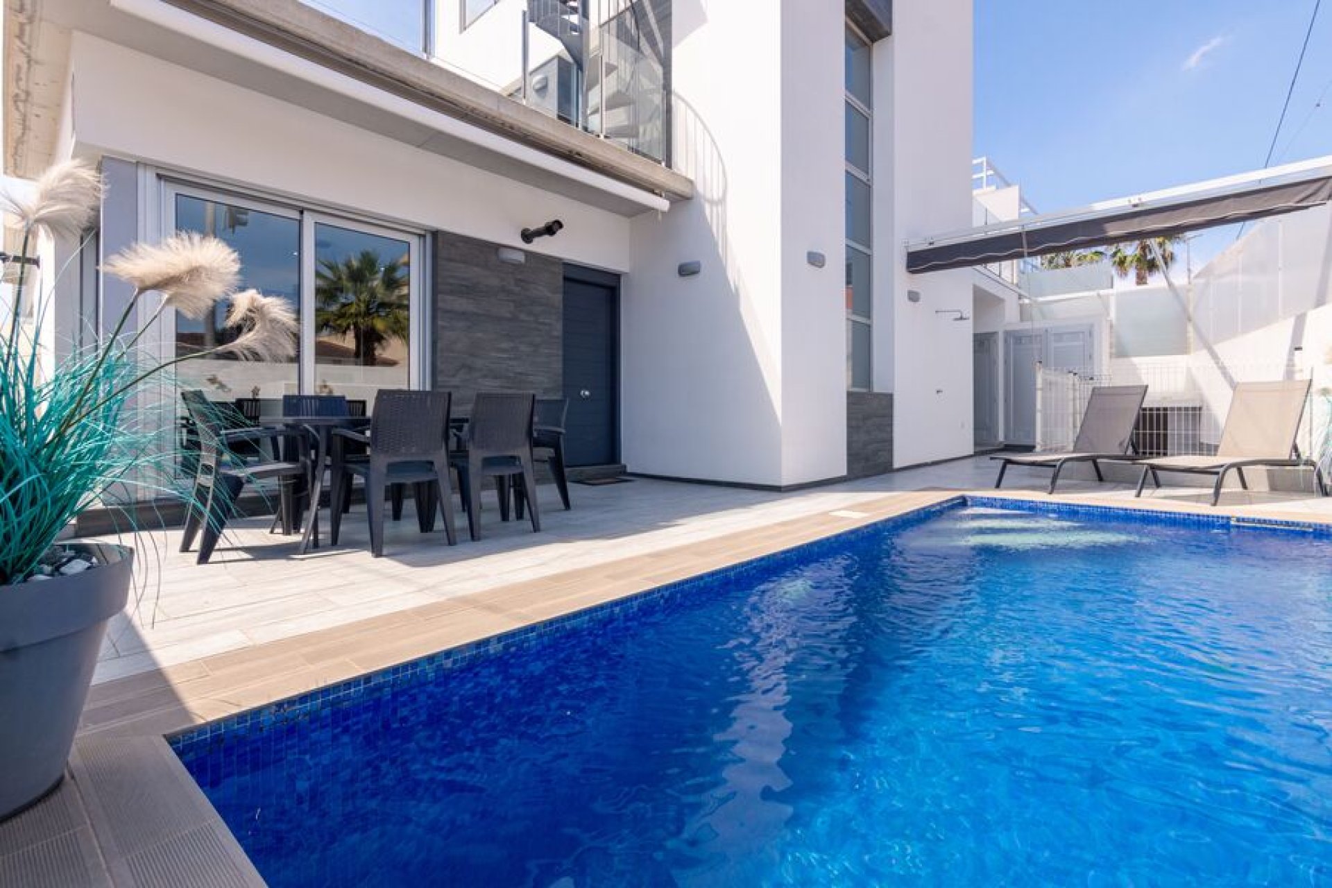 Segunda mano - Villa -
Daya Vieja - Costa Blanca