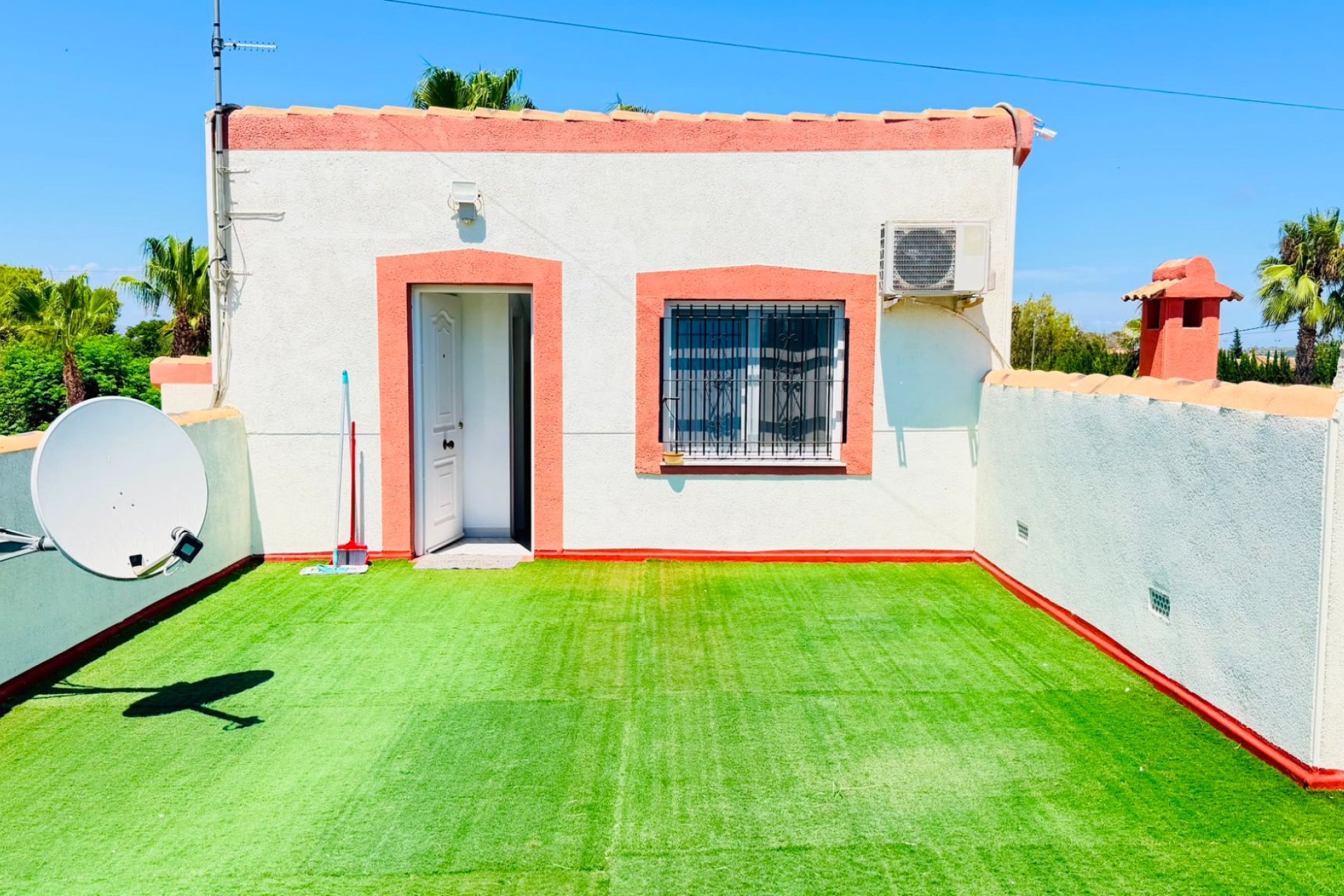 Segunda mano - Villa -
Daya Vieja - Costa Blanca