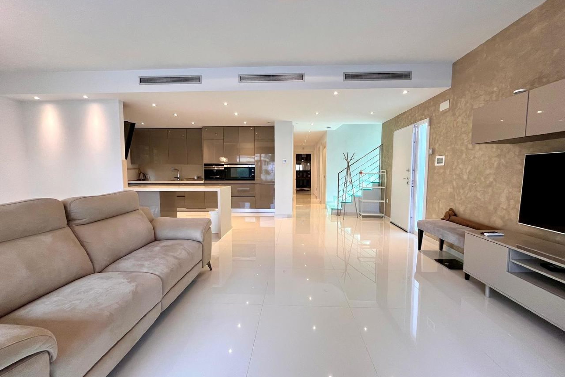 Segunda mano - Villa -
Dehesa de Campoamor - Costa Blanca