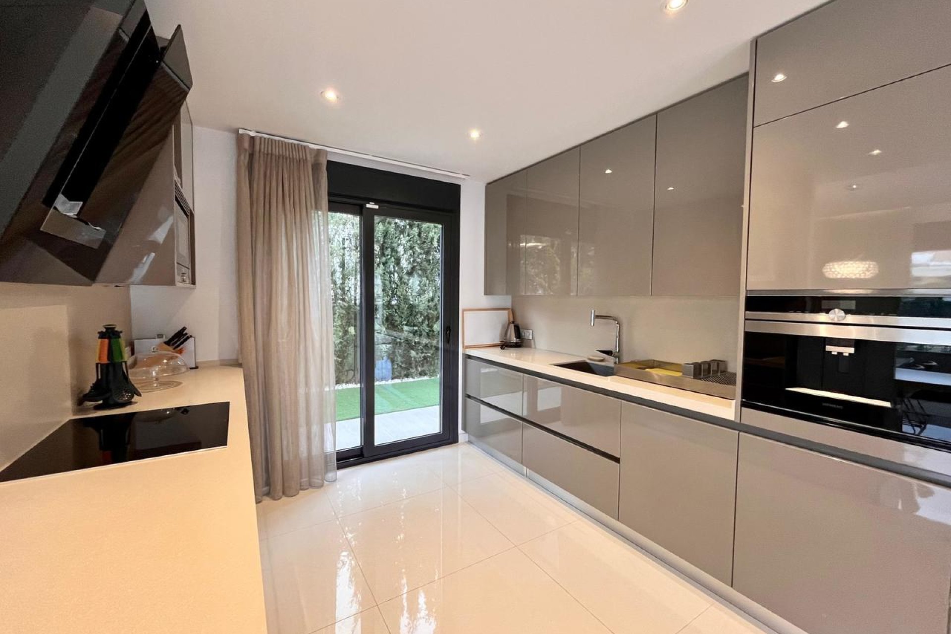 Segunda mano - Villa -
Dehesa de Campoamor - Costa Blanca