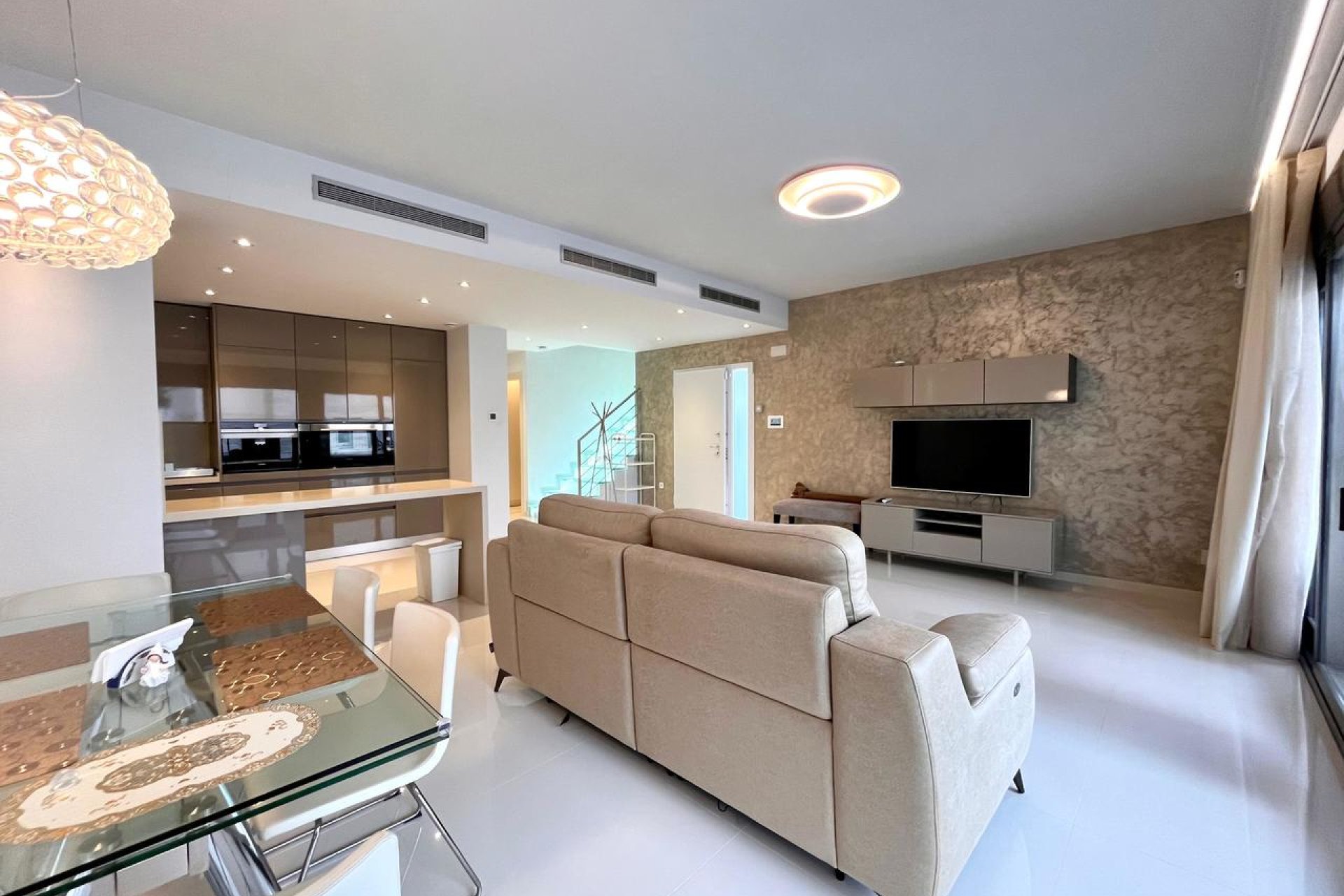 Segunda mano - Villa -
Dehesa de Campoamor - Costa Blanca