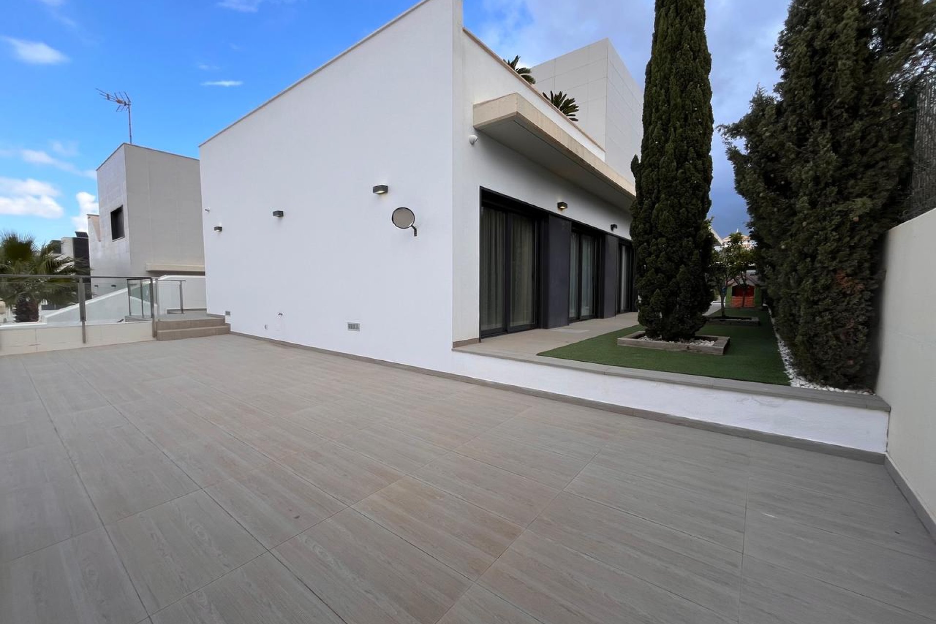 Segunda mano - Villa -
Dehesa de Campoamor - Costa Blanca