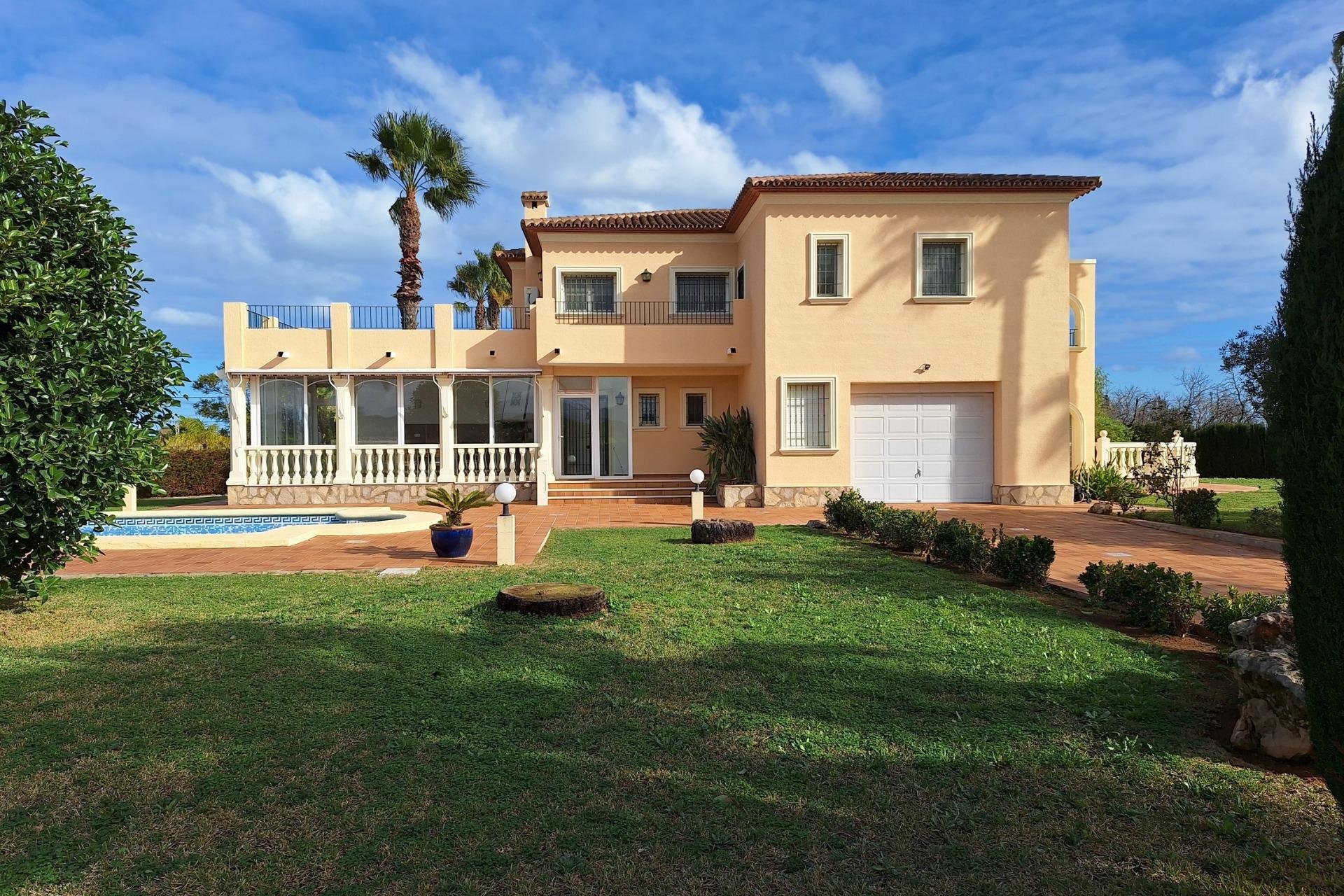 Segunda mano - Villa -
Denia - Las Marinas