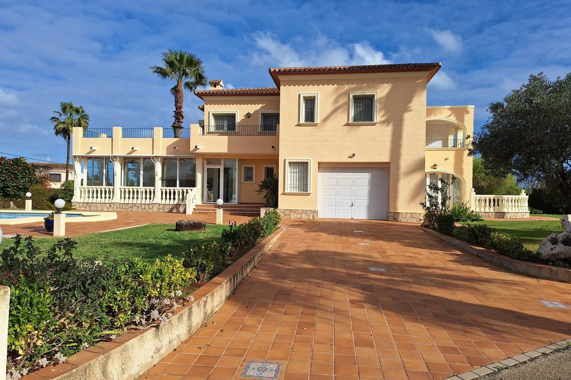 Segunda mano - Villa -
Denia - Las Marinas