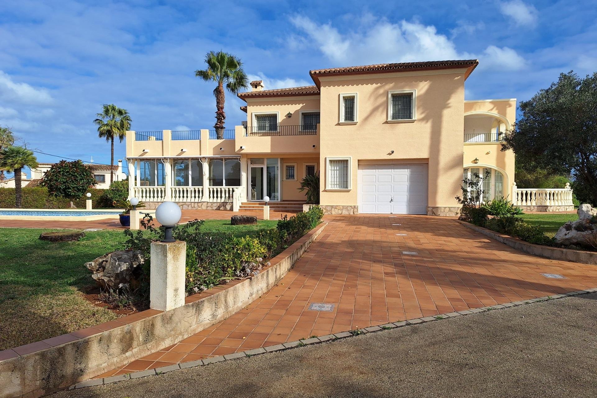 Segunda mano - Villa -
Denia - Las Marinas