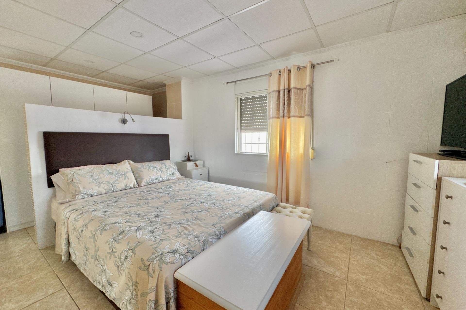 Segunda mano - Villa -
Dolores - Comunidad Valenciana