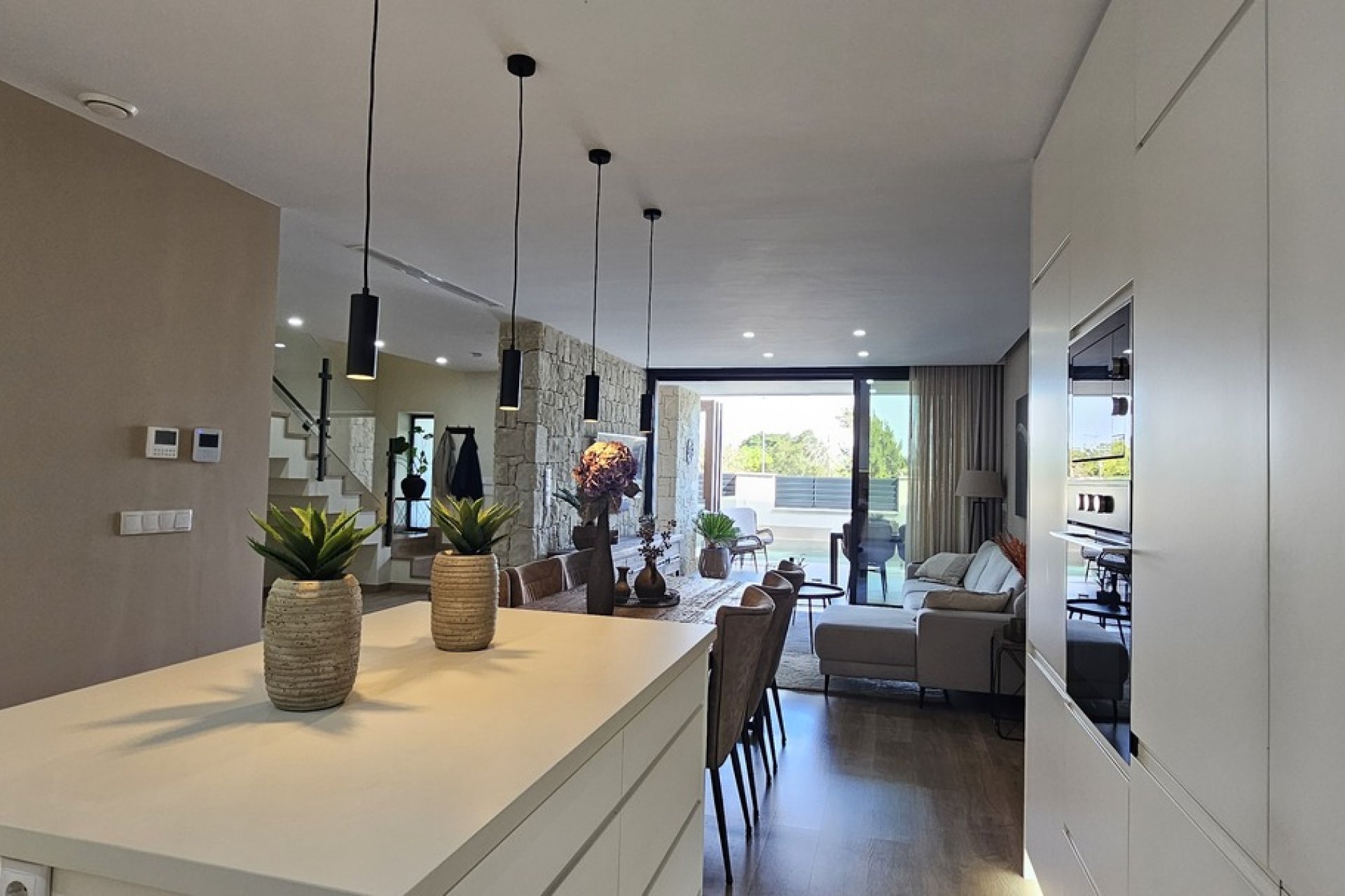 Segunda mano - Villa -
Dolores - Sector 4