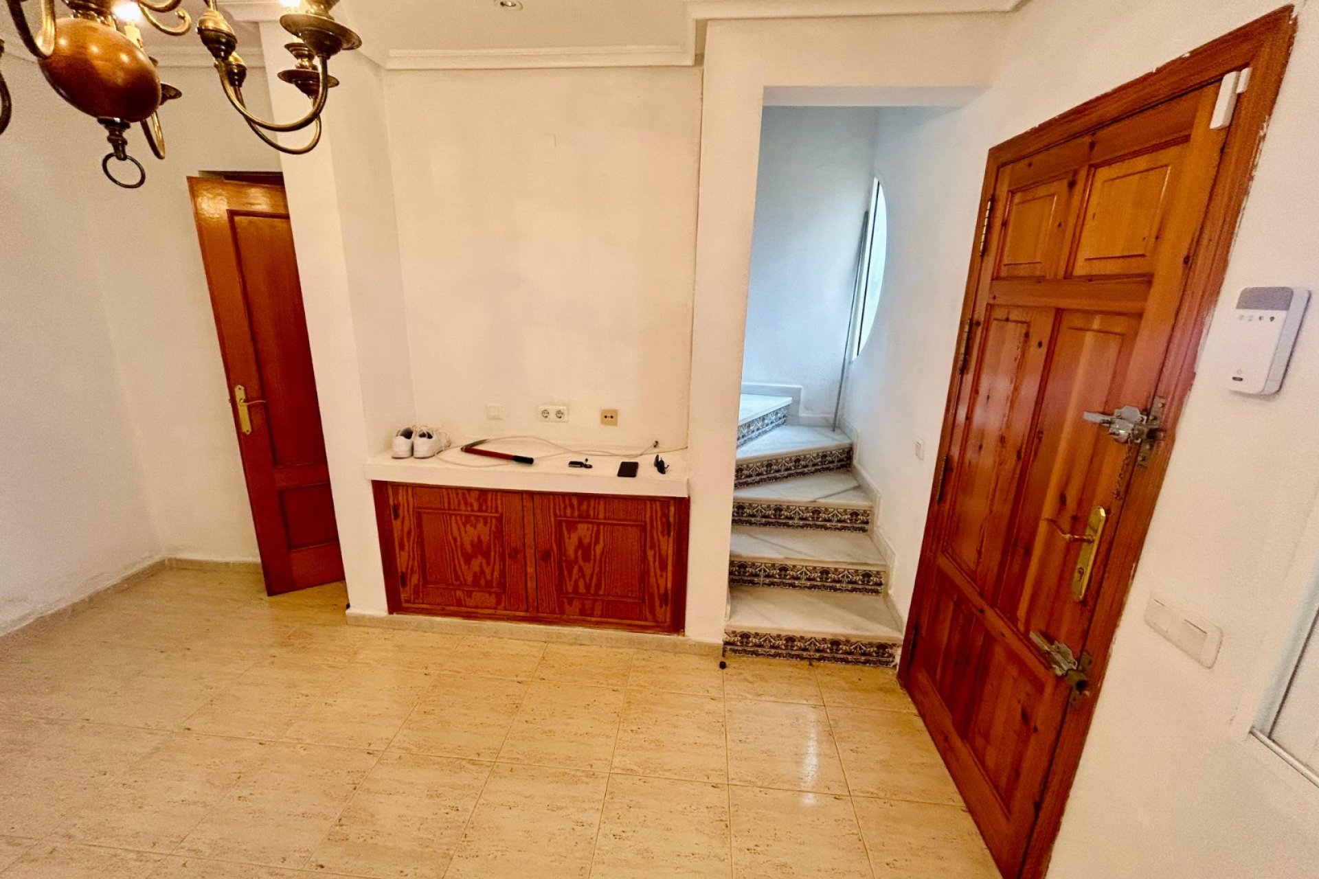 Segunda mano - Villa -
El Chaparral - Inland