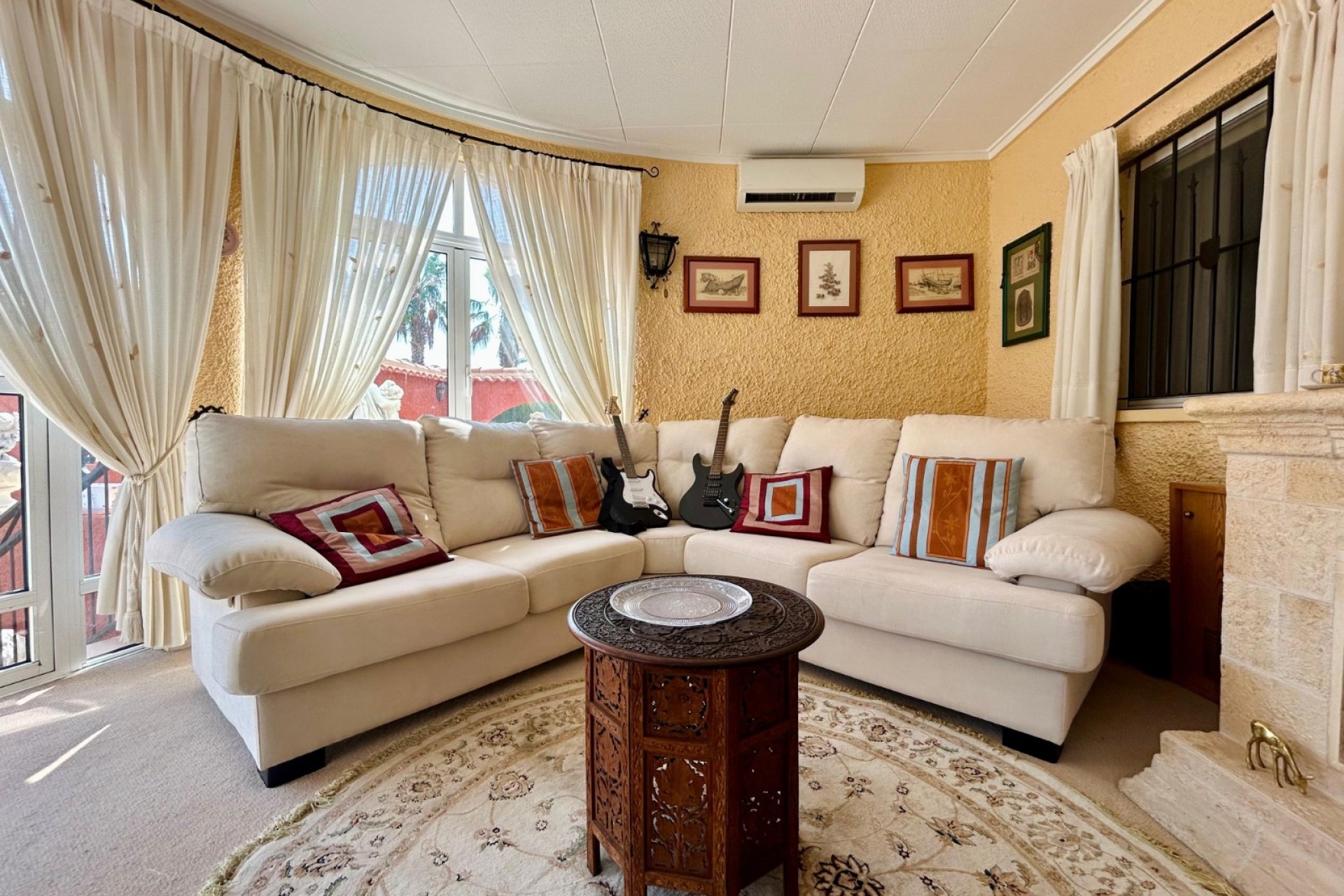 Segunda mano - Villa -
El Chaparral - Inland