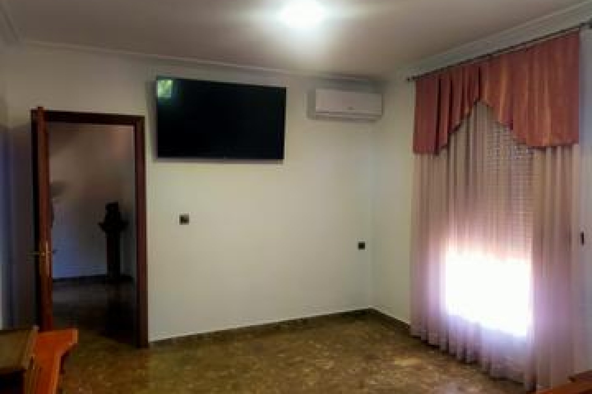 Segunda mano - Villa -
Elche - Costa Blanca