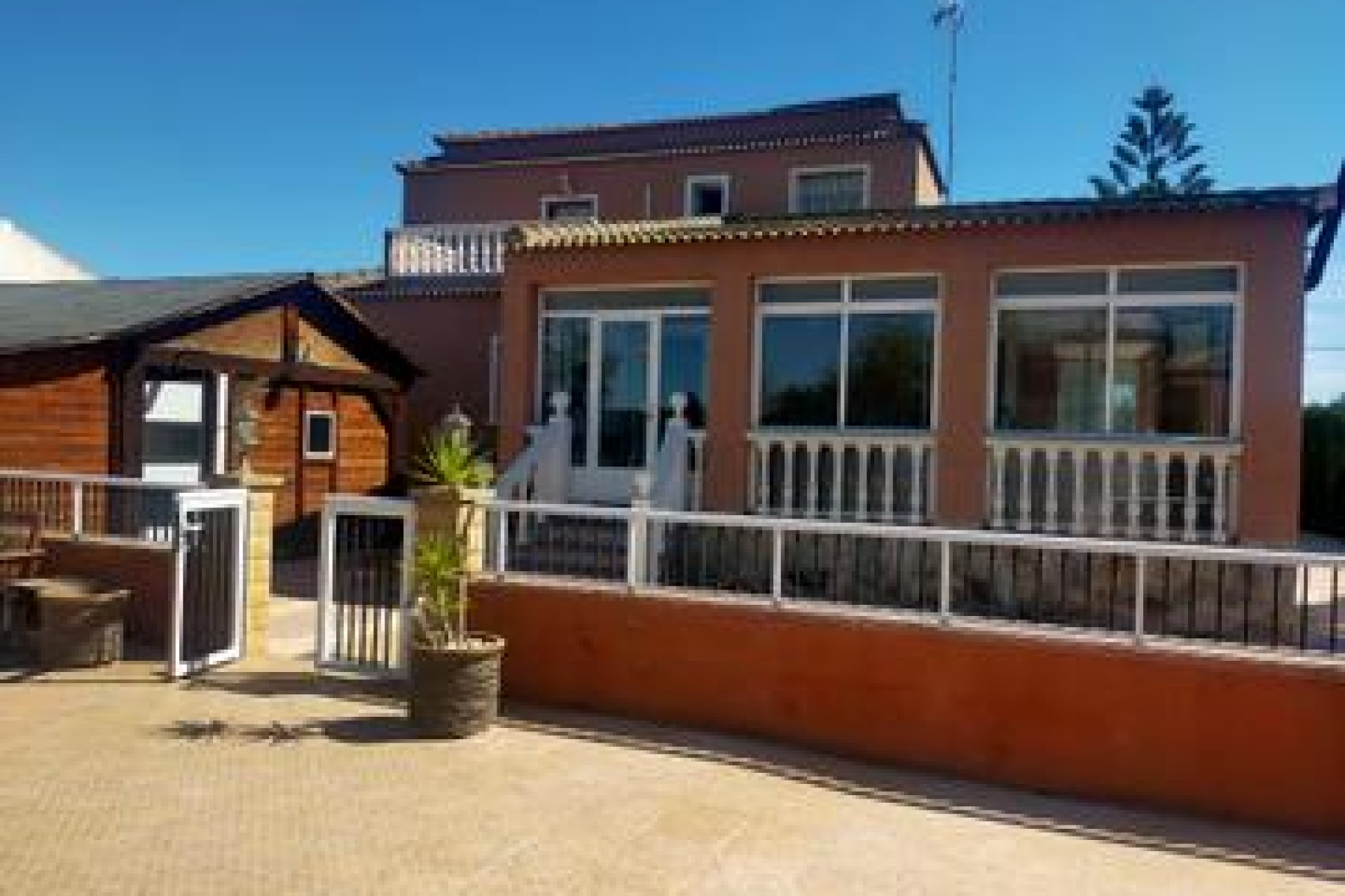 Segunda mano - Villa -
Elche - Costa Blanca