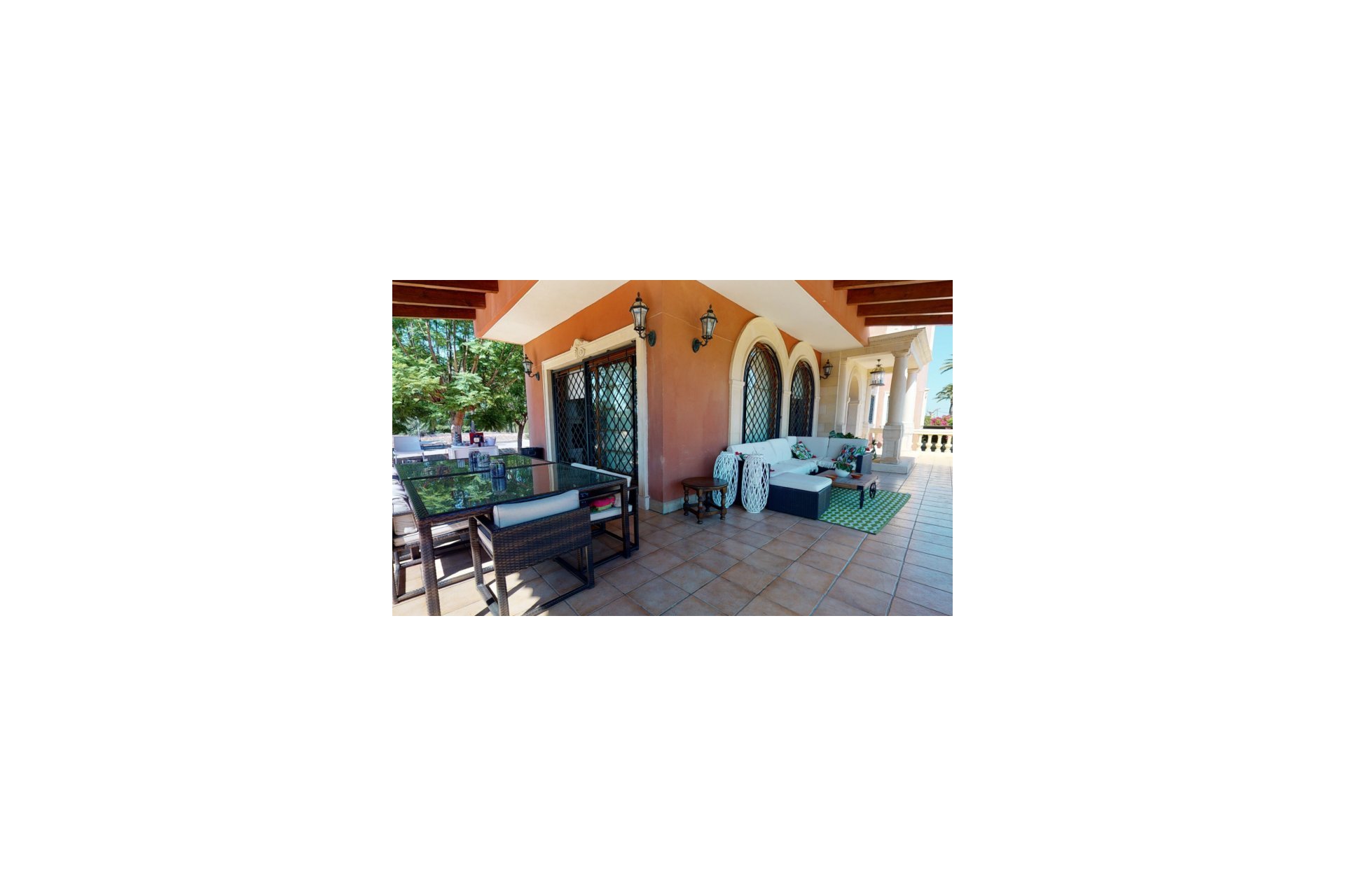 Segunda mano - Villa -
Elche - Costa Blanca