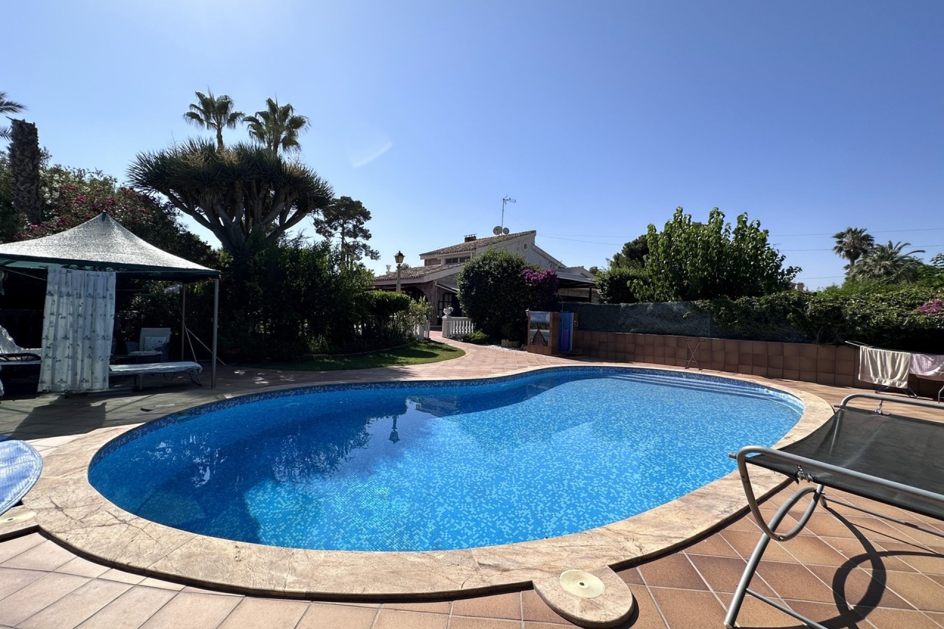 Segunda mano - Villa -
Elche - Costa Blanca