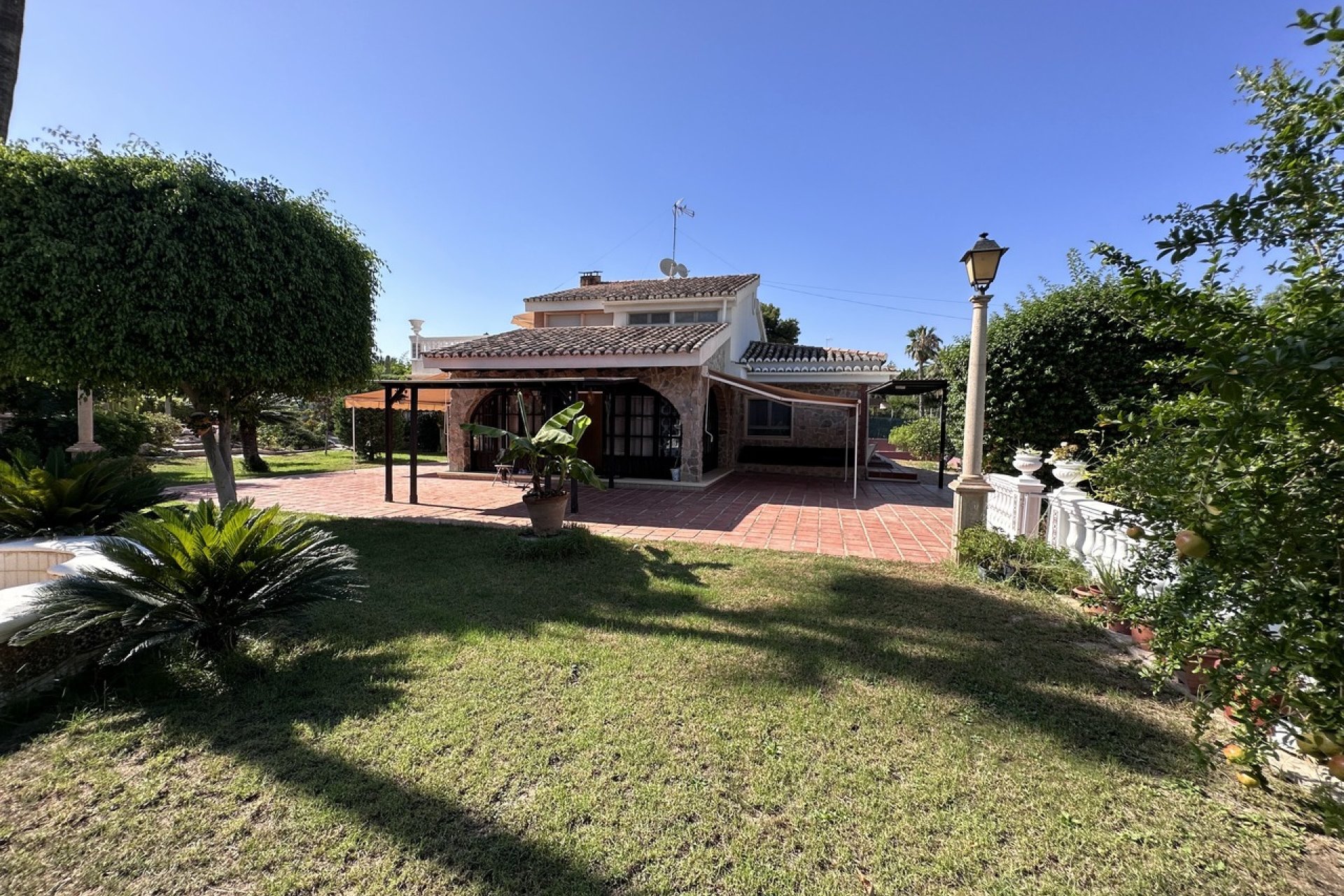 Segunda mano - Villa -
Elche - Costa Blanca