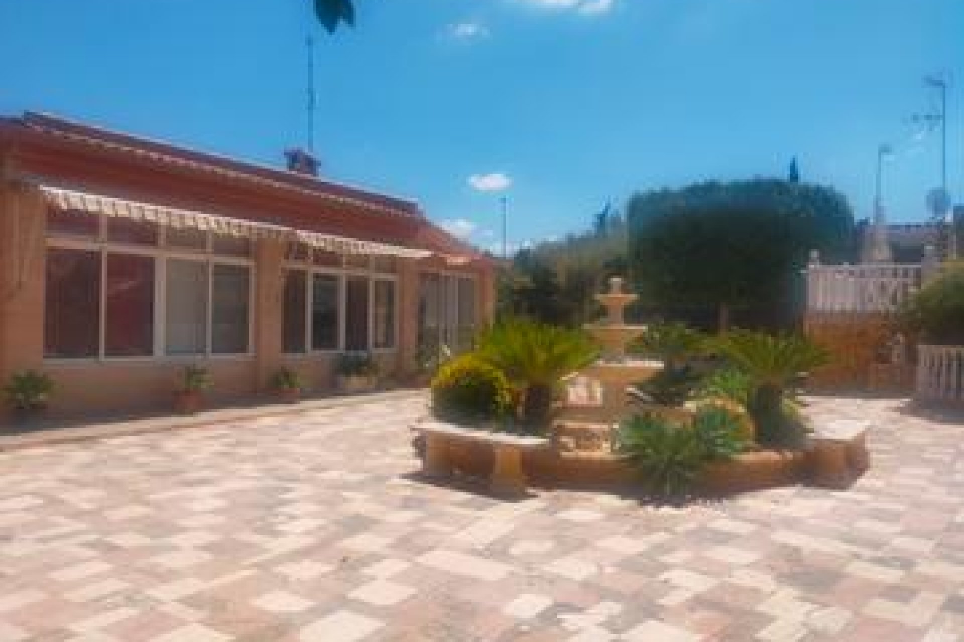 Segunda mano - Villa -
Elche - Costa Blanca