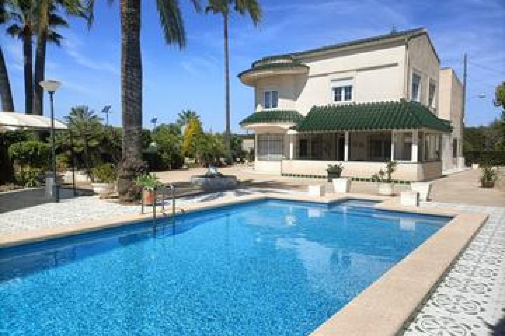 Segunda mano - Villa -
Elche - Costa Blanca