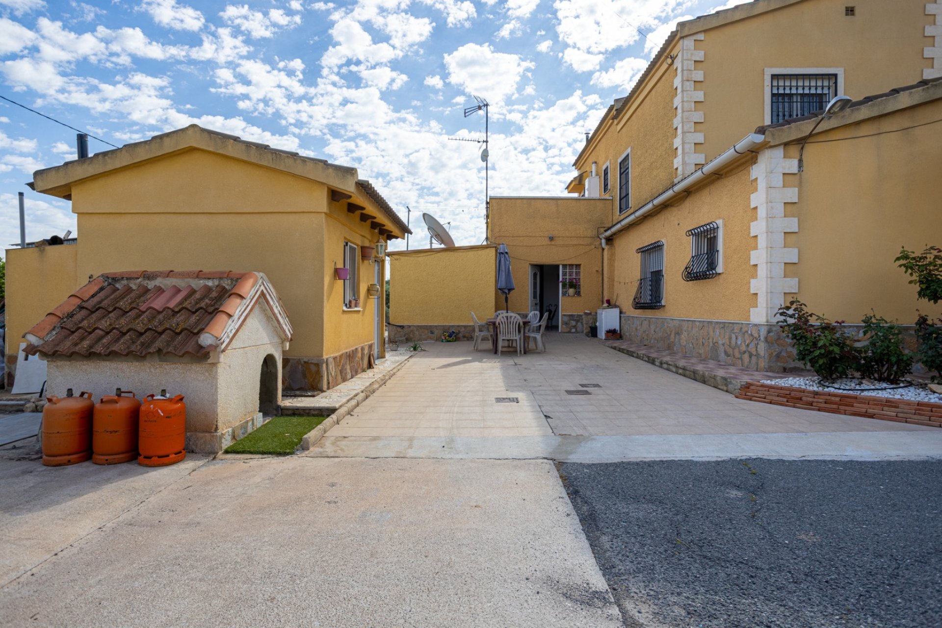 Segunda mano - Villa -
Elche - Costa Blanca