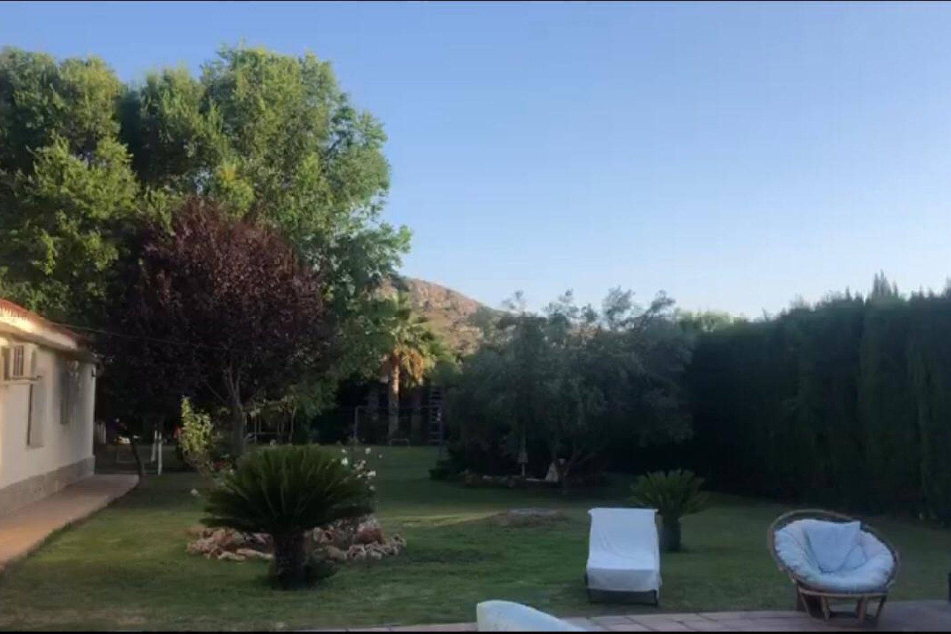 Segunda mano - Villa -
Elda - Inland