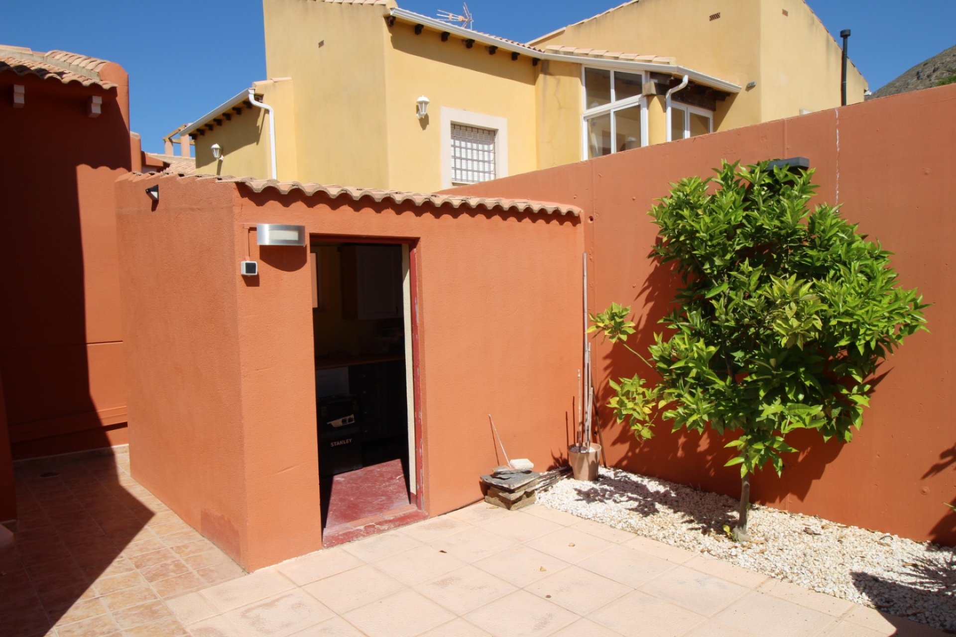 Segunda mano - Villa -
Fortuna - Inland