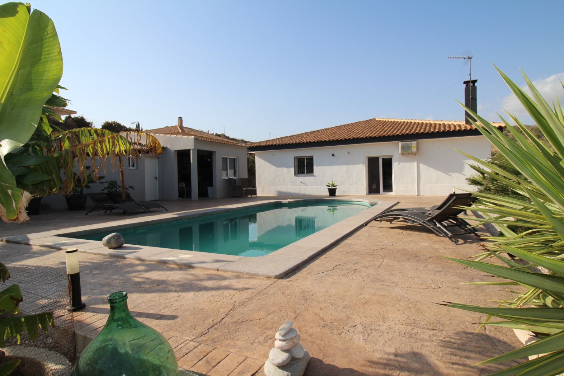 Segunda mano - Villa -
Fortuna - Inland